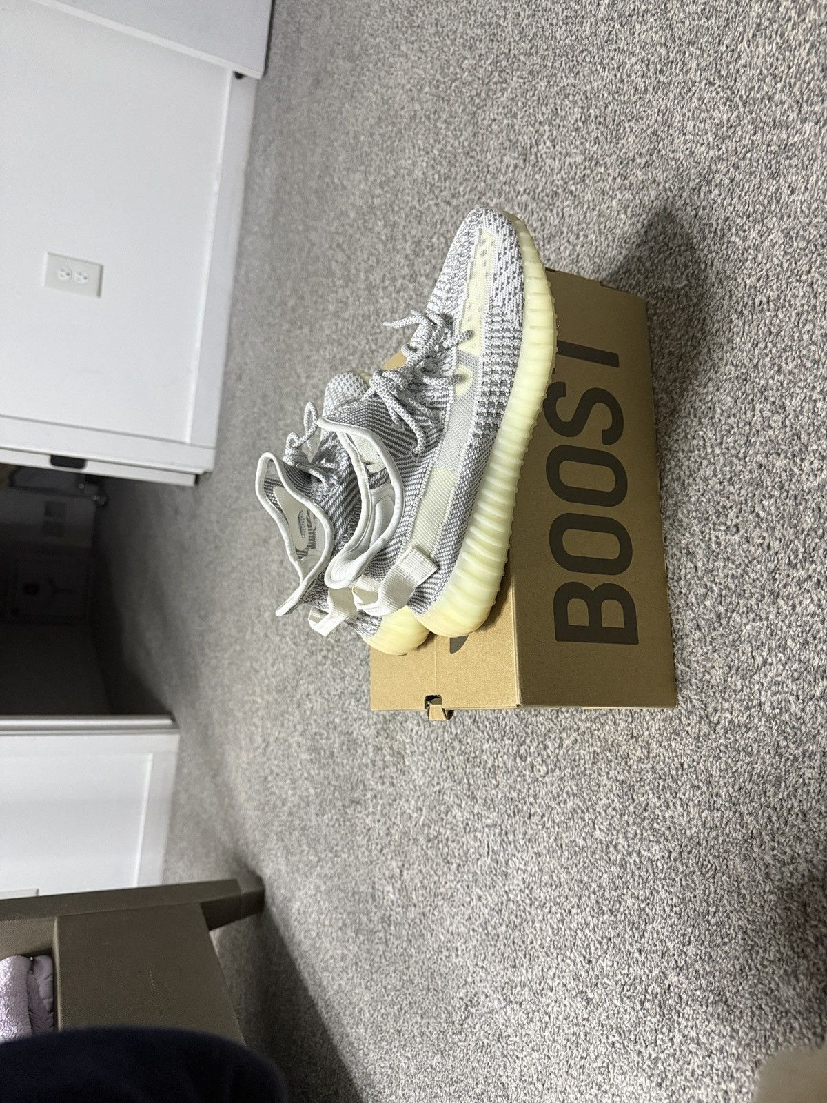 Yeezy Adidas Yeezy Boost V2 Static (non reflective) Size US 8 / EU 41 - 3 Thumbnail
