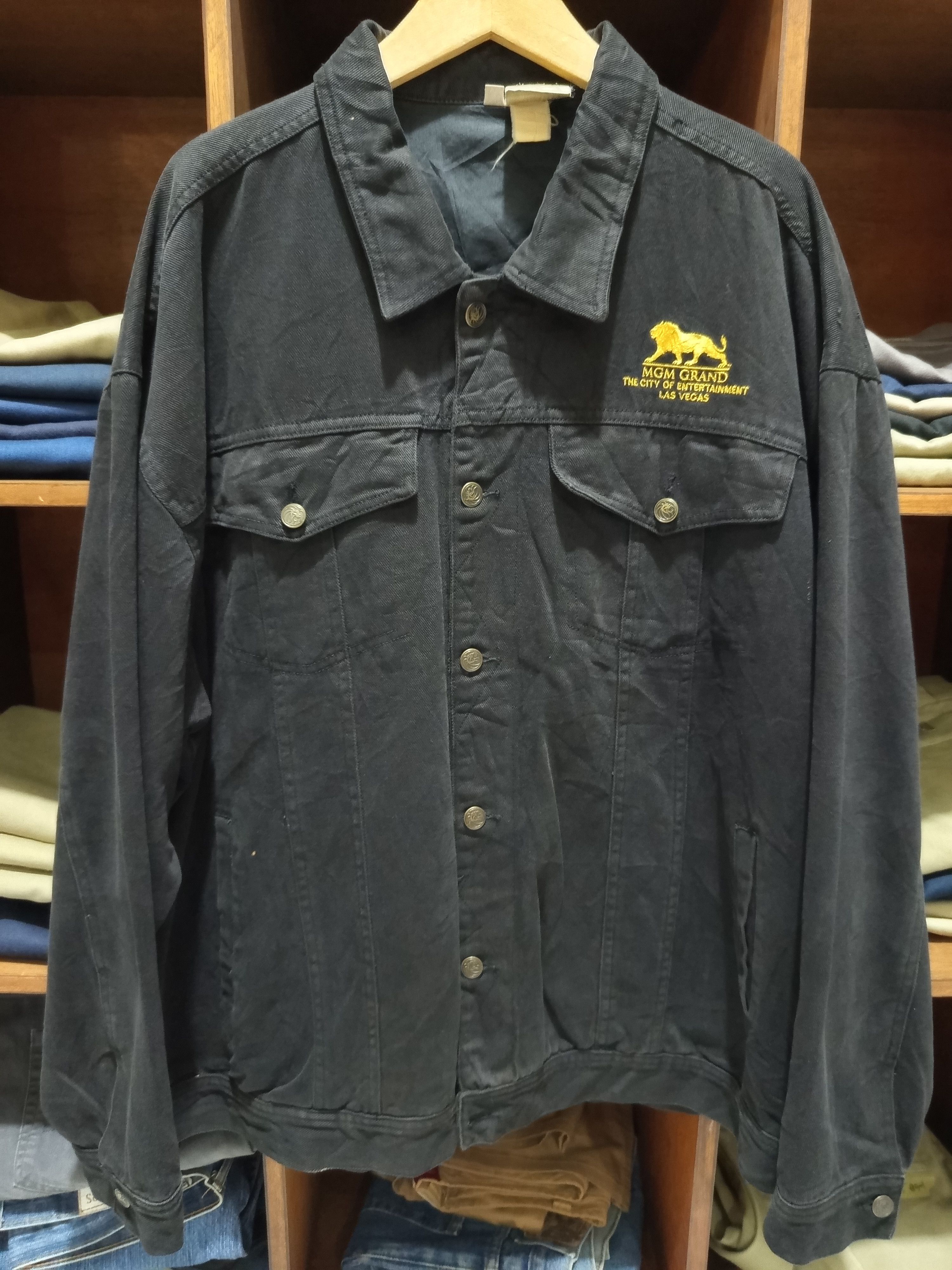 Vintage 1990s MGM Grand Las Vegas Trucker Jacket Size US XXL / EU 58 / 5 - 1 Thumbnail