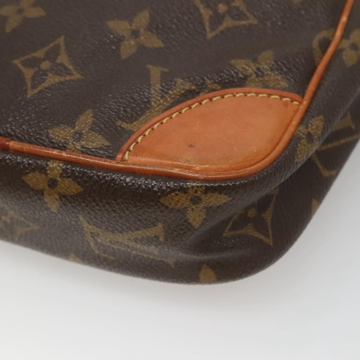 Louis Vuitton LOUIS VUITTON Monogram Danube Shoulder Bag M45266 Size ONE SIZE - 16 Thumbnail