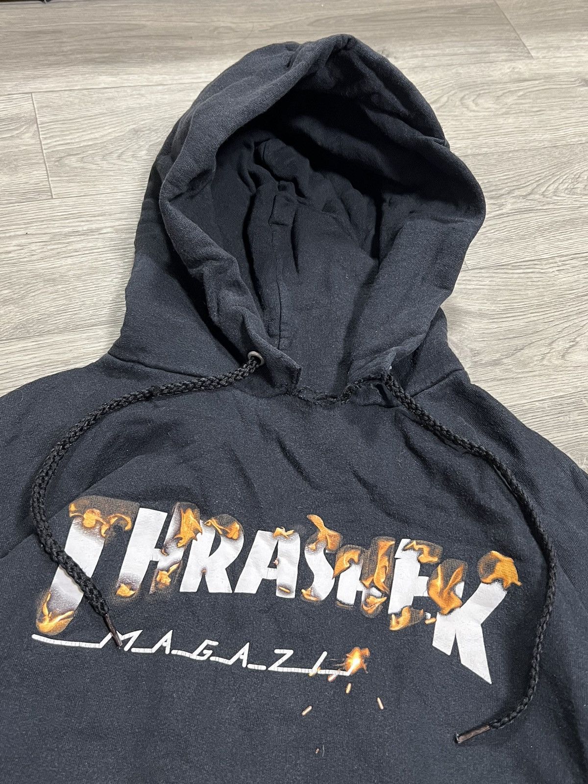 Thrasher Thrasher vintage hoodie mens size L Size US L / EU 52-54 / 3 - 3 Thumbnail
