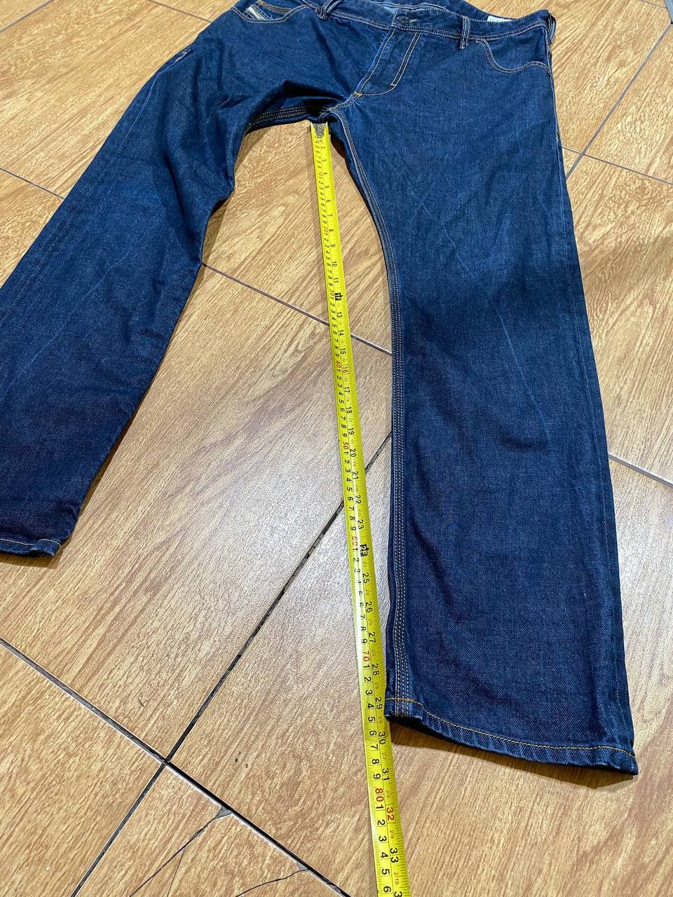 Diesel DIESEL KROOLEY Men’s Straight Fit Denim Jeans Everyday Wear Size US 34 / EU 50 - 17 Thumbnail