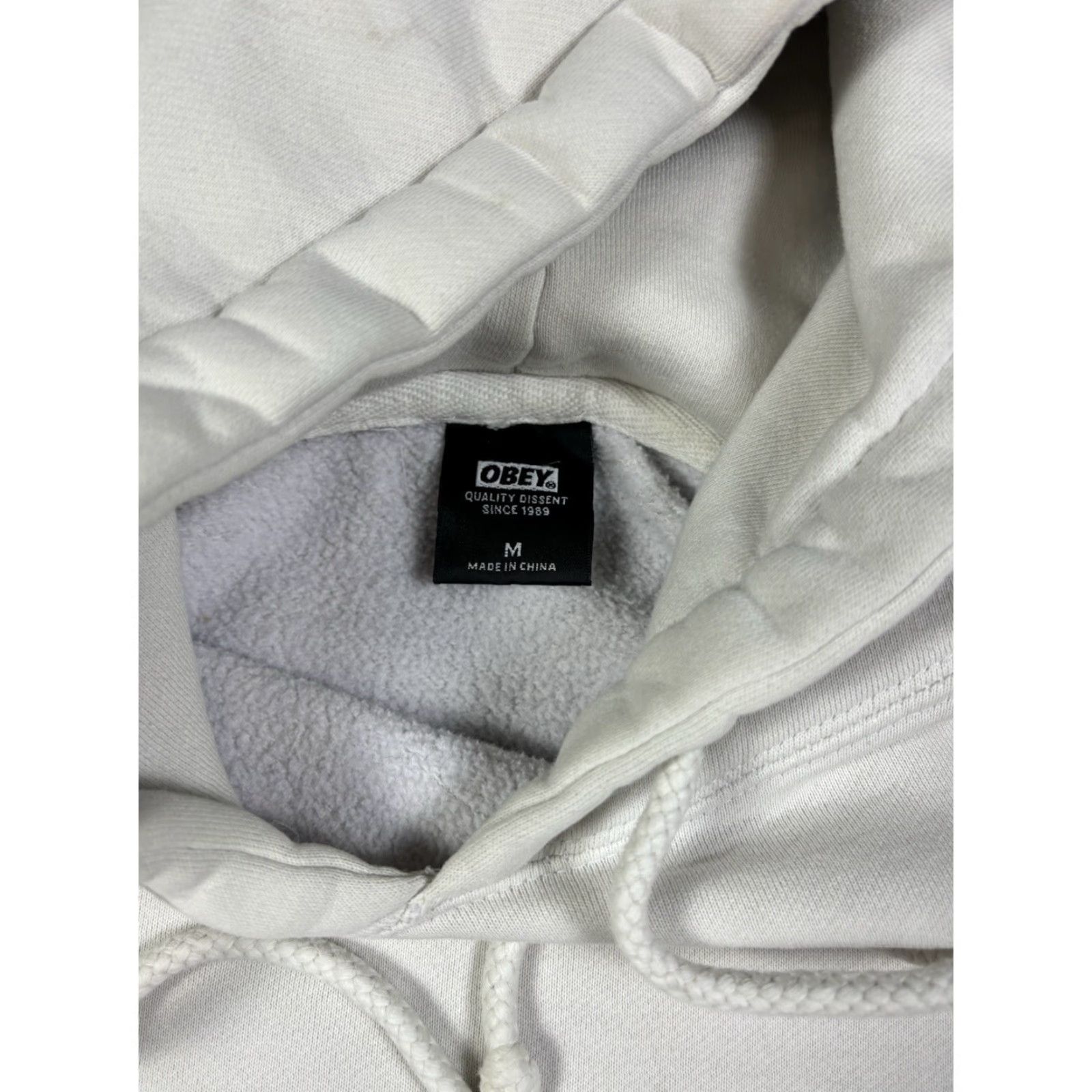 Obey VINTAGE OBEY Hoodie Pullover Skate Distressed PULLOVER M White Logo Graphic Print Hooded Pockets USA City Sports Men Size US M / EU 48-50 / 2 - 7 Thumbnail