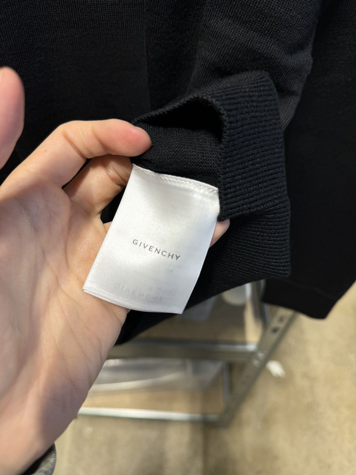 Givenchy Givenchy Signature Logo Sweater NEW 1200$ Size US L / EU 52-54 / 3 - 5 Thumbnail