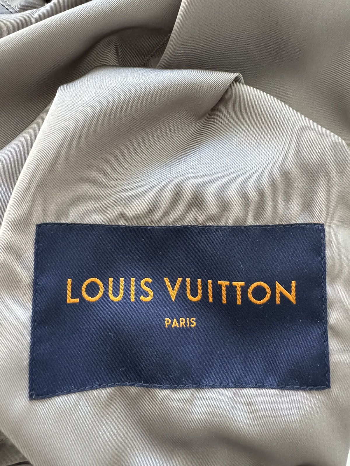 Louis Vuitton Louis Vuitton Black Reversible Monogram Windbreaker Size US XL / EU 56 / 4 - 15 Thumbnail