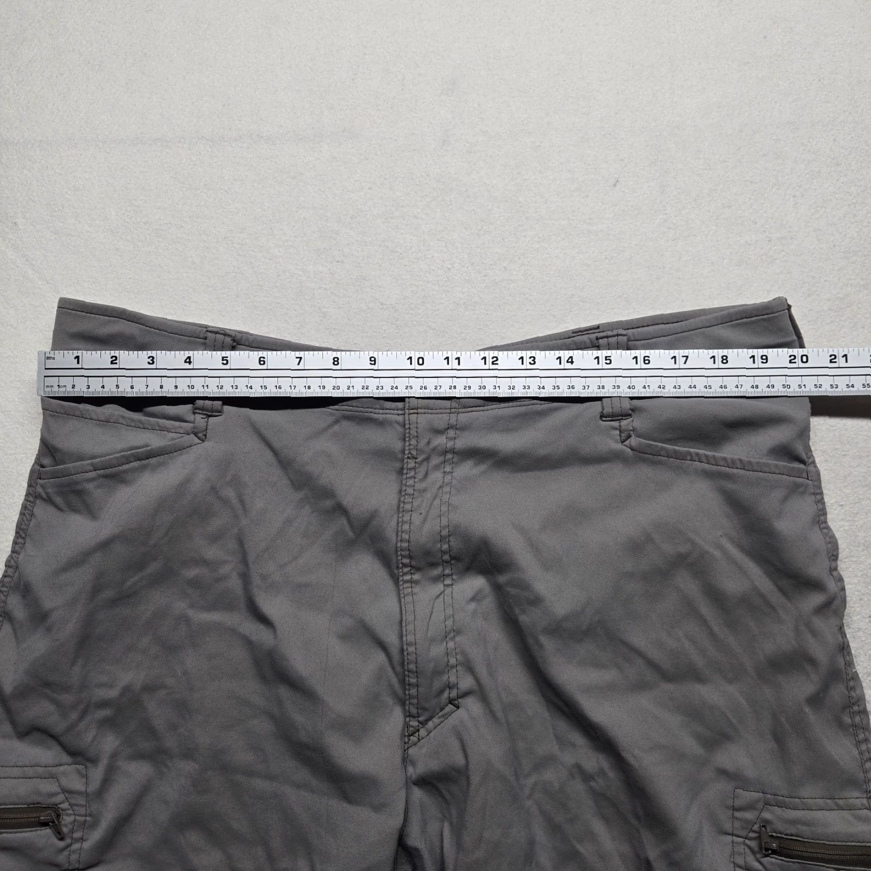 Wrangler Wrangler Gray Cargo Shorts Men's 42 Regular Comfort Waist Nylon Blend Outdoor Size US 42 / EU 58 - 3 Thumbnail