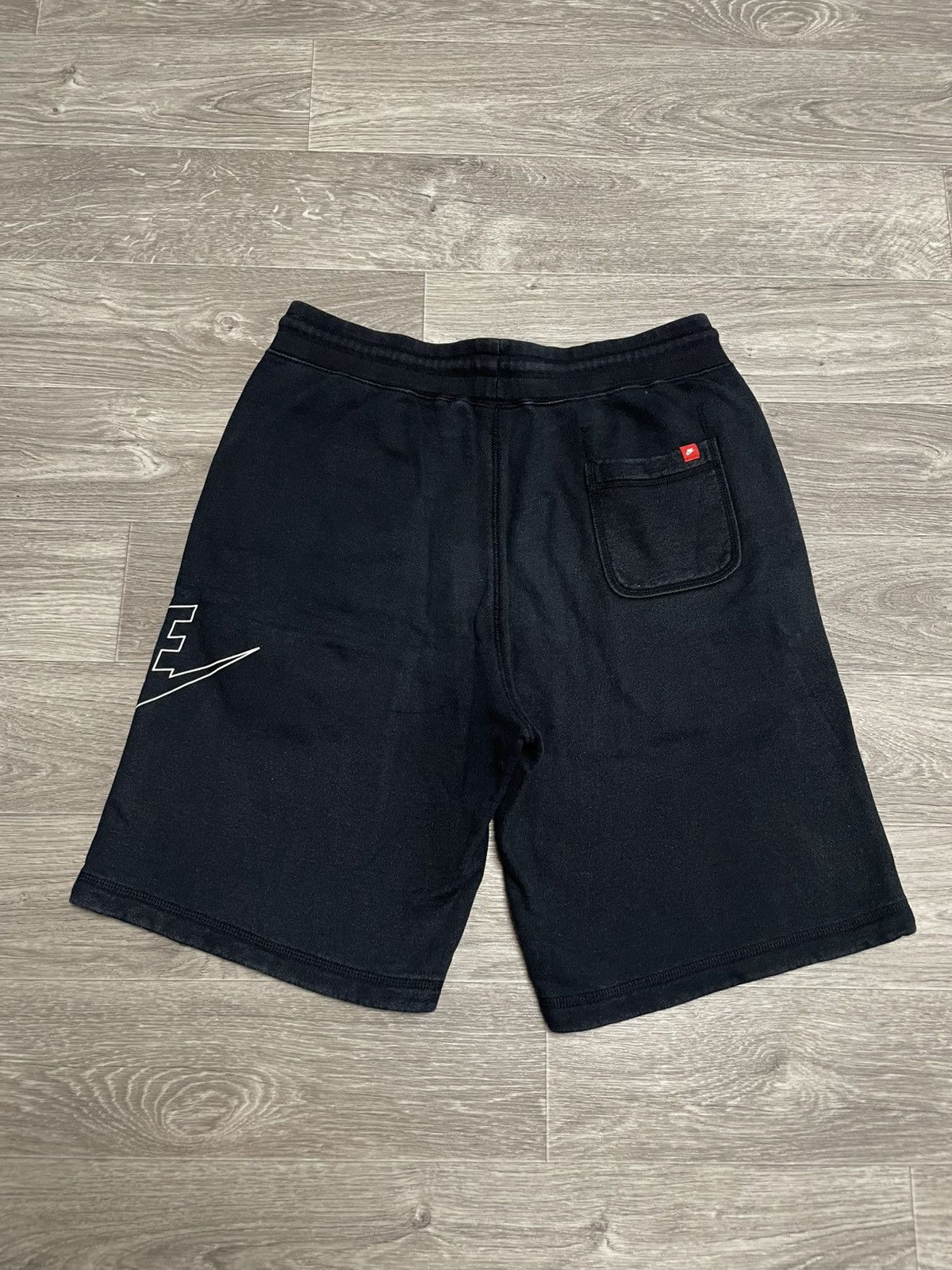 Nike Vintage Nike Black Sweet Shorts Y2K Size US 34 / EU 50 - 9 Thumbnail