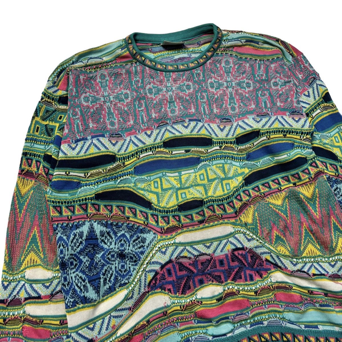 Coogi Vintage Coogi 3d Knit Sweater Size US L / EU 52-54 / 3 - 3 Thumbnail