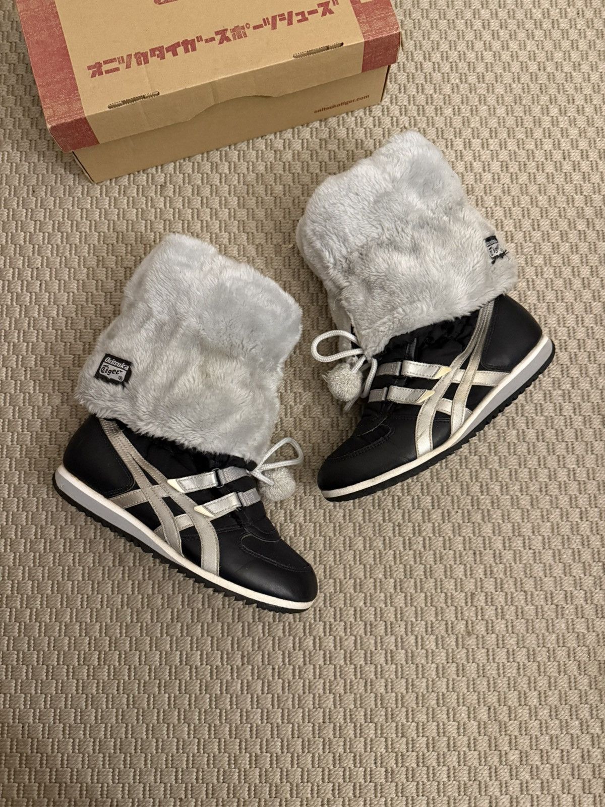 Onitsuka Tiger Onitsuka Tiger Winter Snow Heaven 72 Boots Size US 7 / IT 37 - 1 Thumbnail