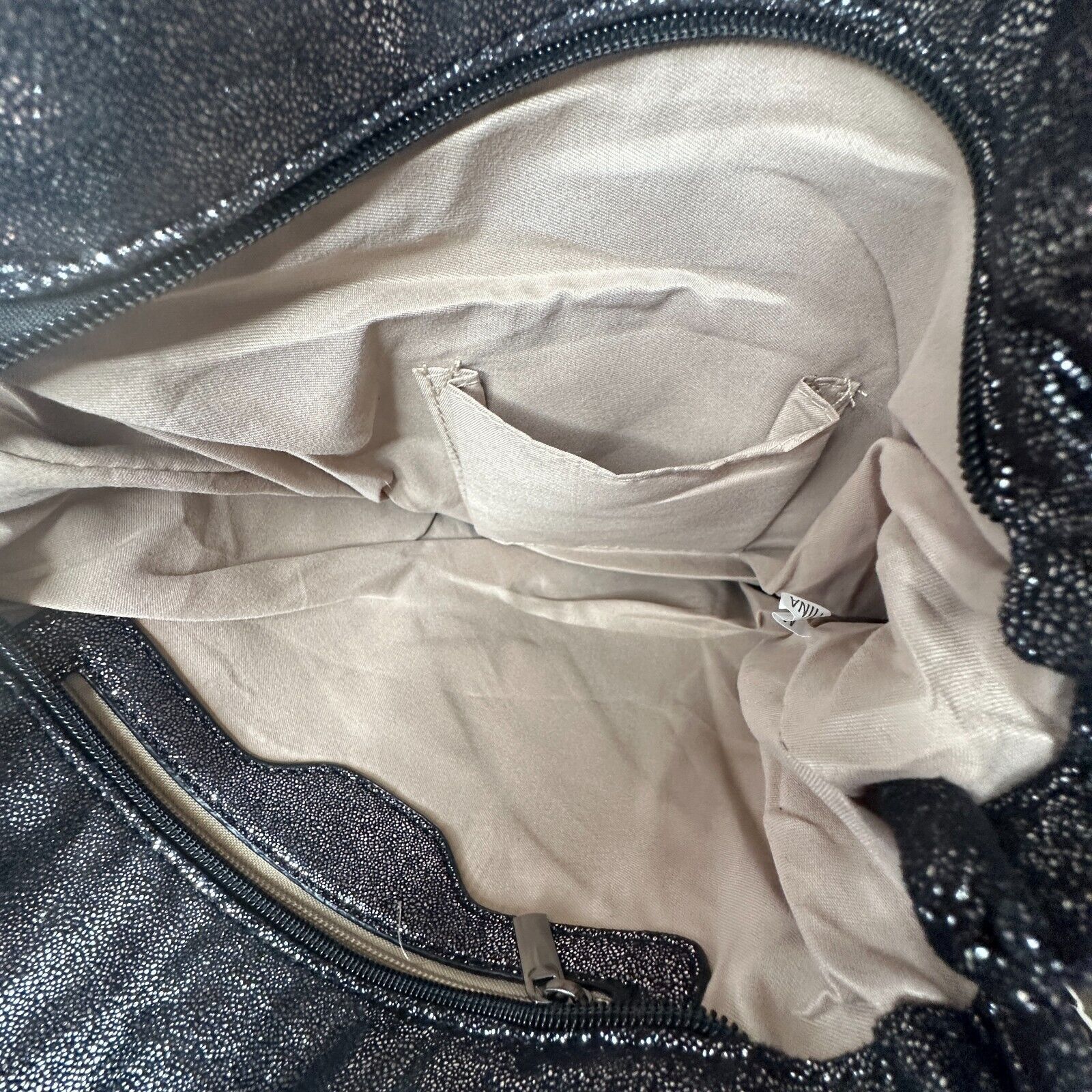 Other NWT Chic Fabella Tote Black Silver Chain Leatherette Zip Size ONE SIZE - 9 Thumbnail
