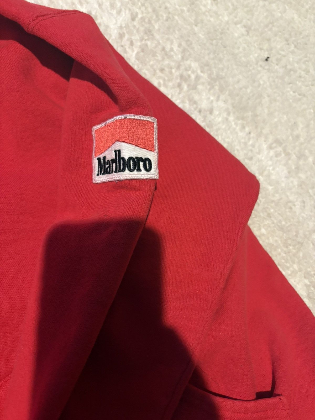 Marlboro × Vintage Vintage Marlboro Hoodie Size US S / EU 44-46 / 1 - 4 Thumbnail