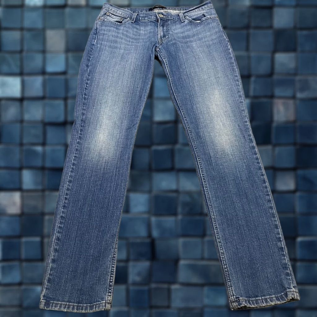 Levi's Levi's Jeans Blue Denim Medium Wash Low Rise Skinny Leg Womens Size 13 Regular 5-Pocket Design Pocket Size 34" / US 12 / IT 48 - 1 Thumbnail