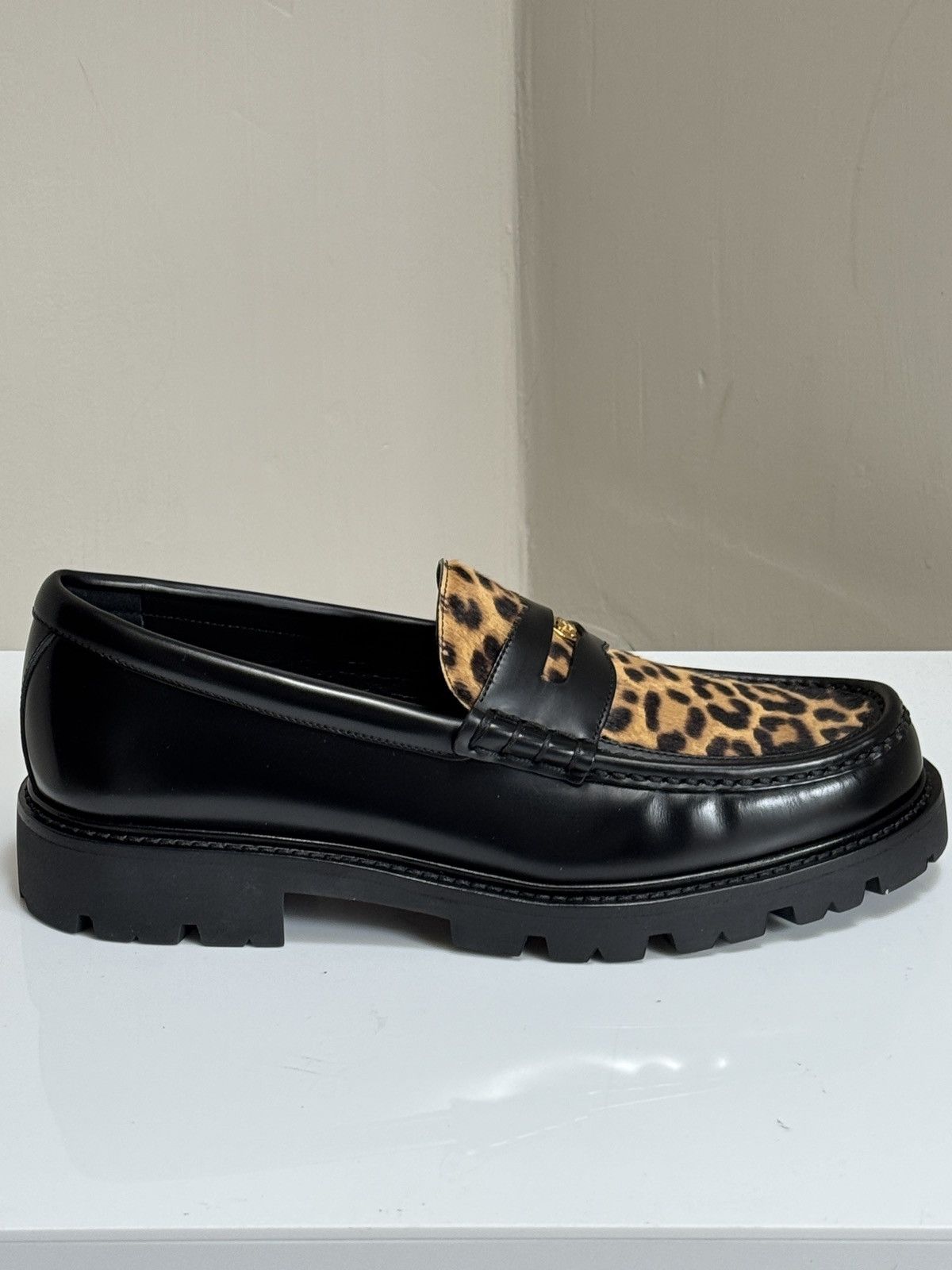 Celine Celine Homme Black Leopard Print Triomphe Loafers EU42 Size US 9 / EU 42 - 1 Thumbnail