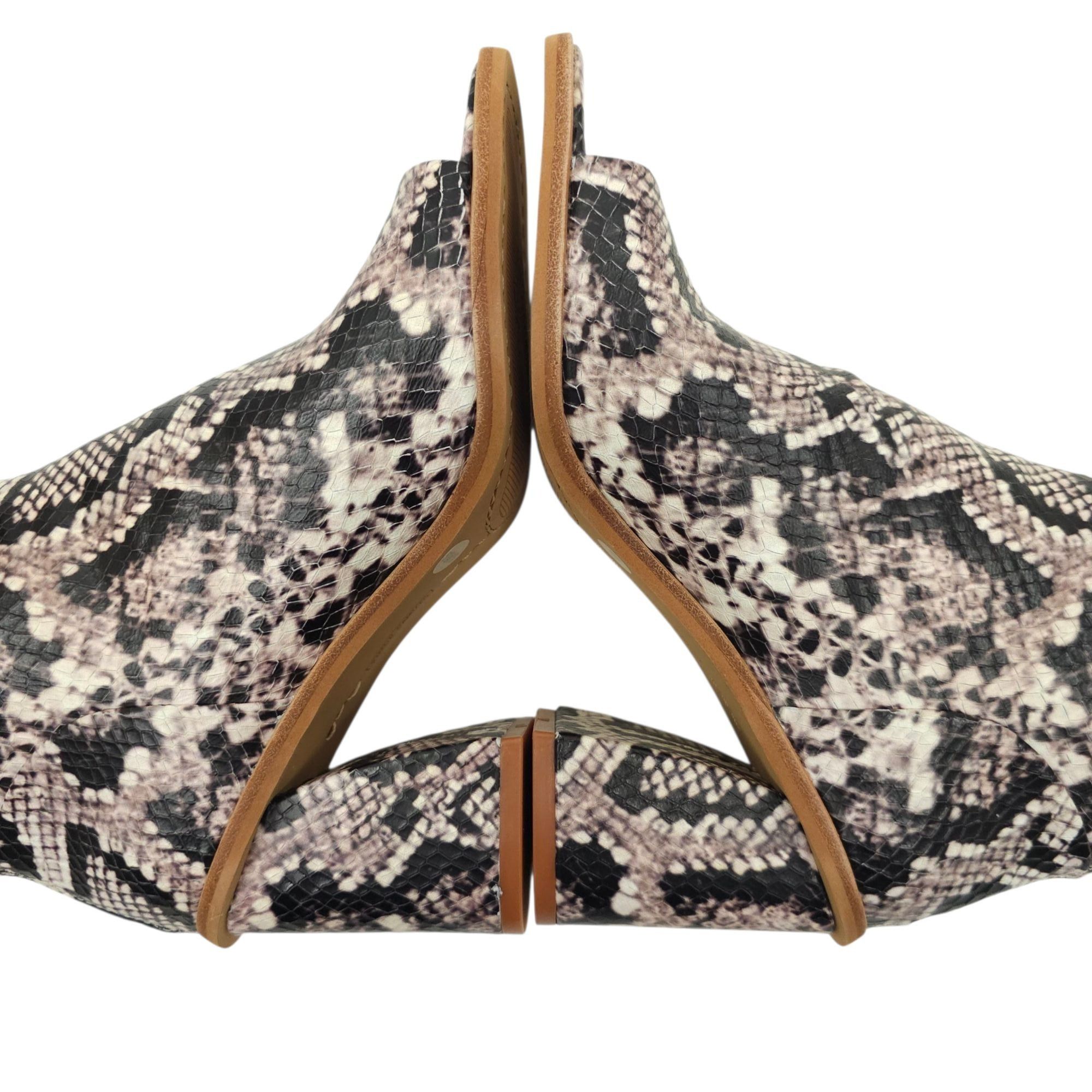 Vince Camuto Vince Camuto Bebinder Peep Toe Ankle Boot Womens 5.5 Snake Size US 5.5 / IT 35.5 - 13 Thumbnail