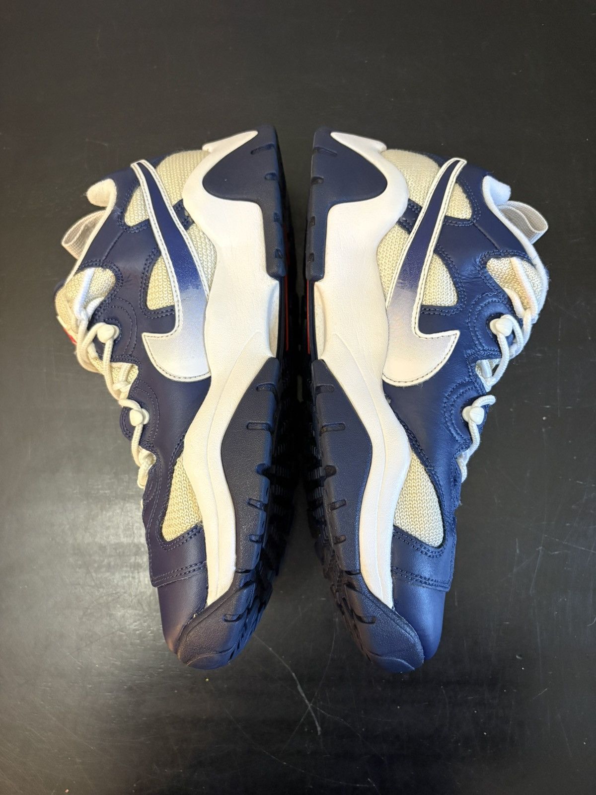 Nike Nike Air Barrage Low USA 2020 Size US 10 / EU 43 - 3 Thumbnail