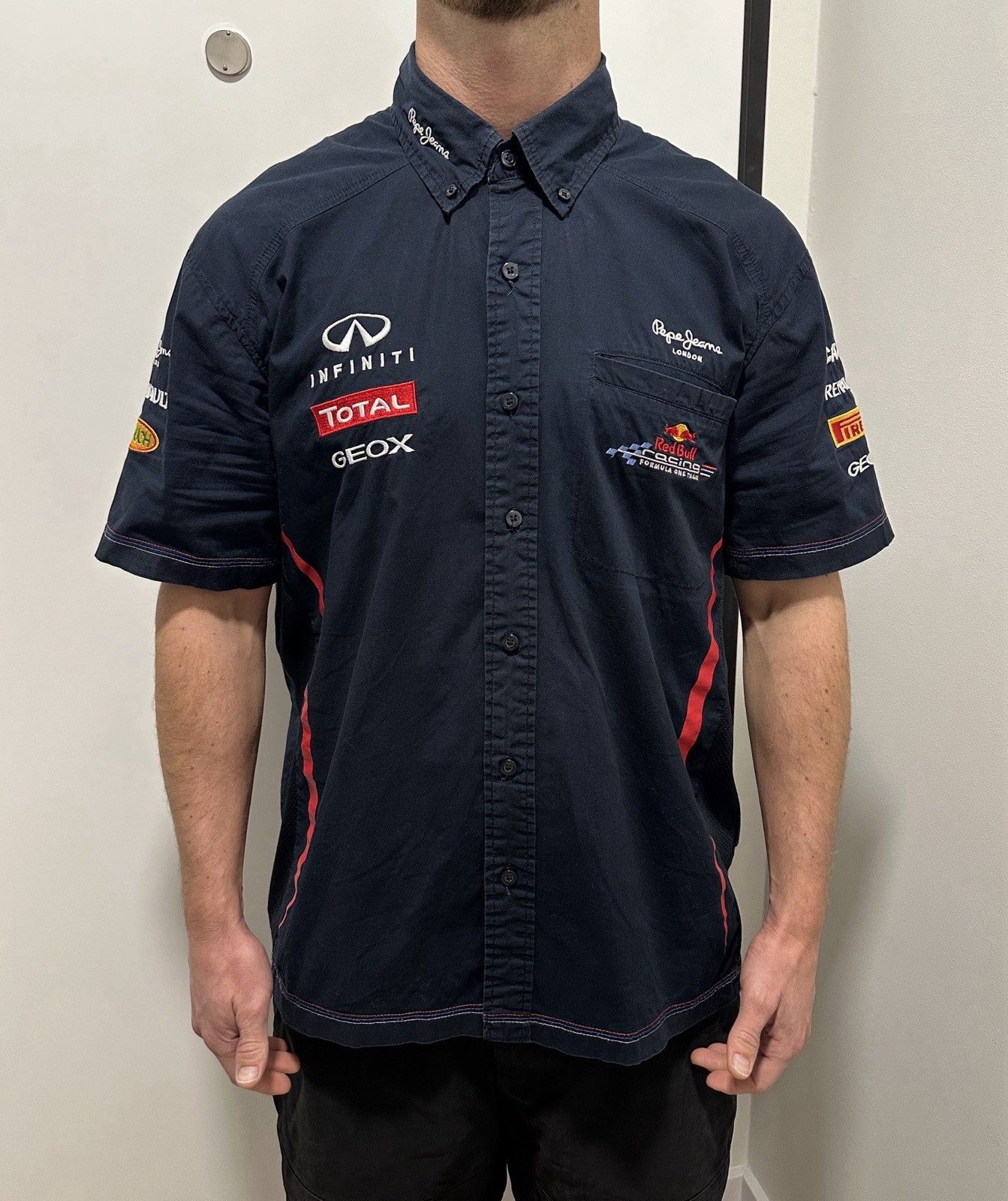 Pepe Jeans Pepe Jeans Red Bull Mens Shirt Formula One F1 Infiniti Size US M / EU 48-50 / 2 - 1 Thumbnail
