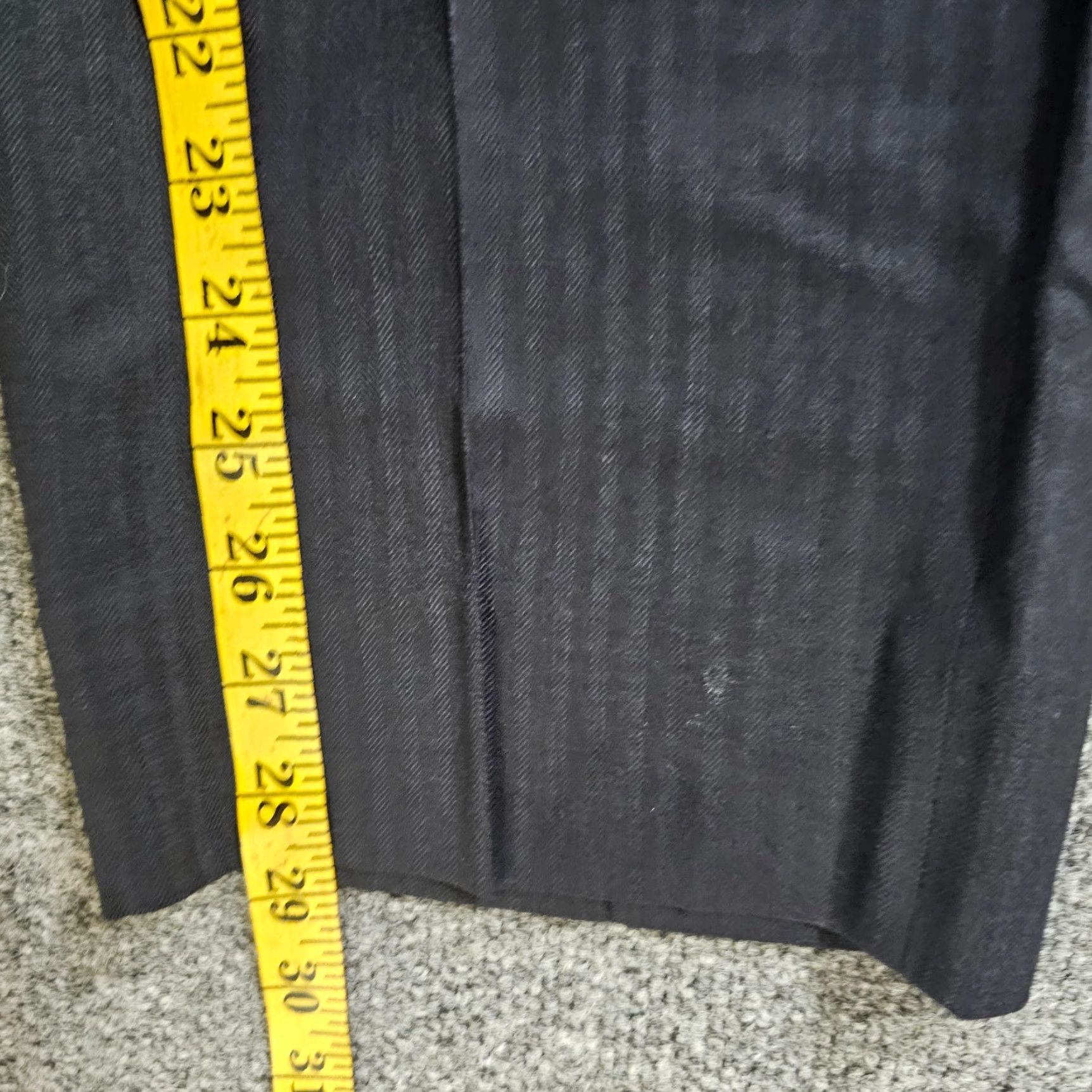 Brooks Brothers Brooks Brothers Dress Pants Mens 35x31 Flat Front Classic Fit Black Wool Dress Pants Mens Size US 35 - 7 Thumbnail