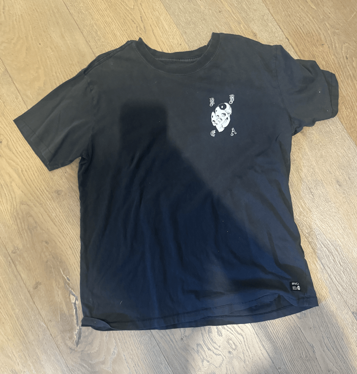 RVCA RVCA Sick tee Size US L / EU 52-54 / 3 - 2 Thumbnail