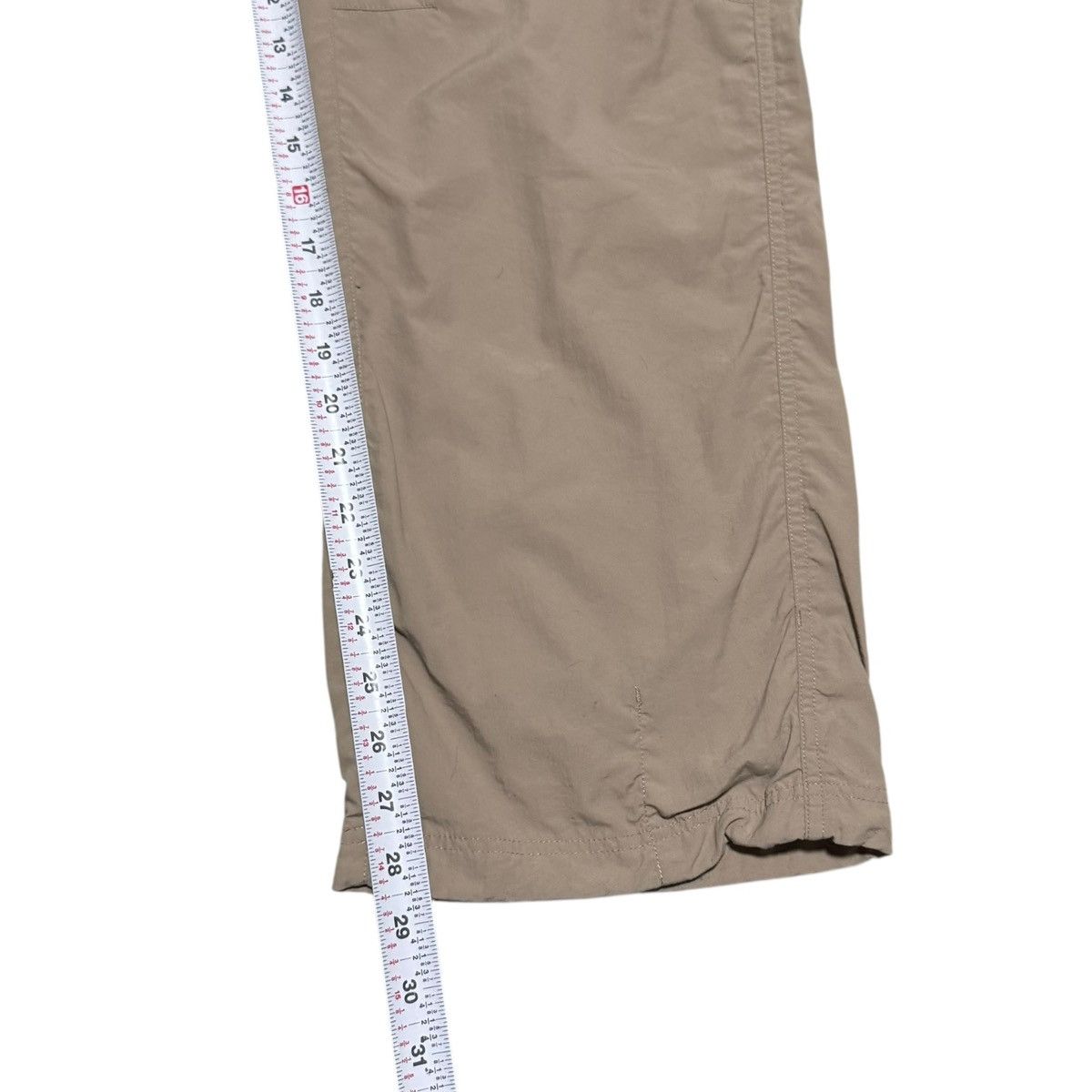 L.L. Bean L.L. Bean 100% Nylon Tan/Khaki Convertible Pants 33x28.5 Size 33" - 8 Thumbnail