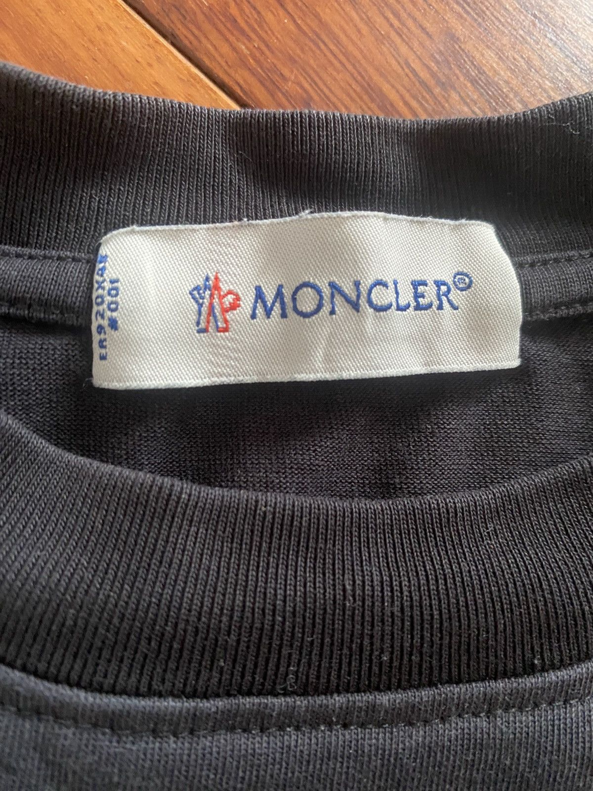 Moncler Moncler Size US L / EU 52-54 / 3 - 12 Thumbnail