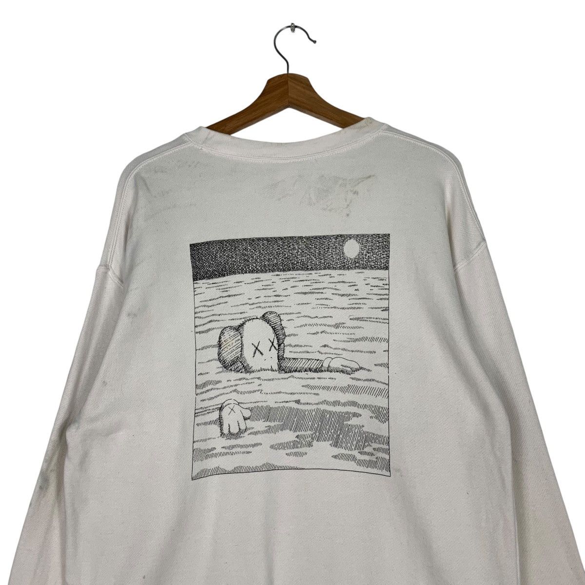 Uniqlo UNIQLO X KAWS Big Logo Graphic Sweatshirt #1257-C57 Size US L / EU 52-54 / 3 - 2 Thumbnail