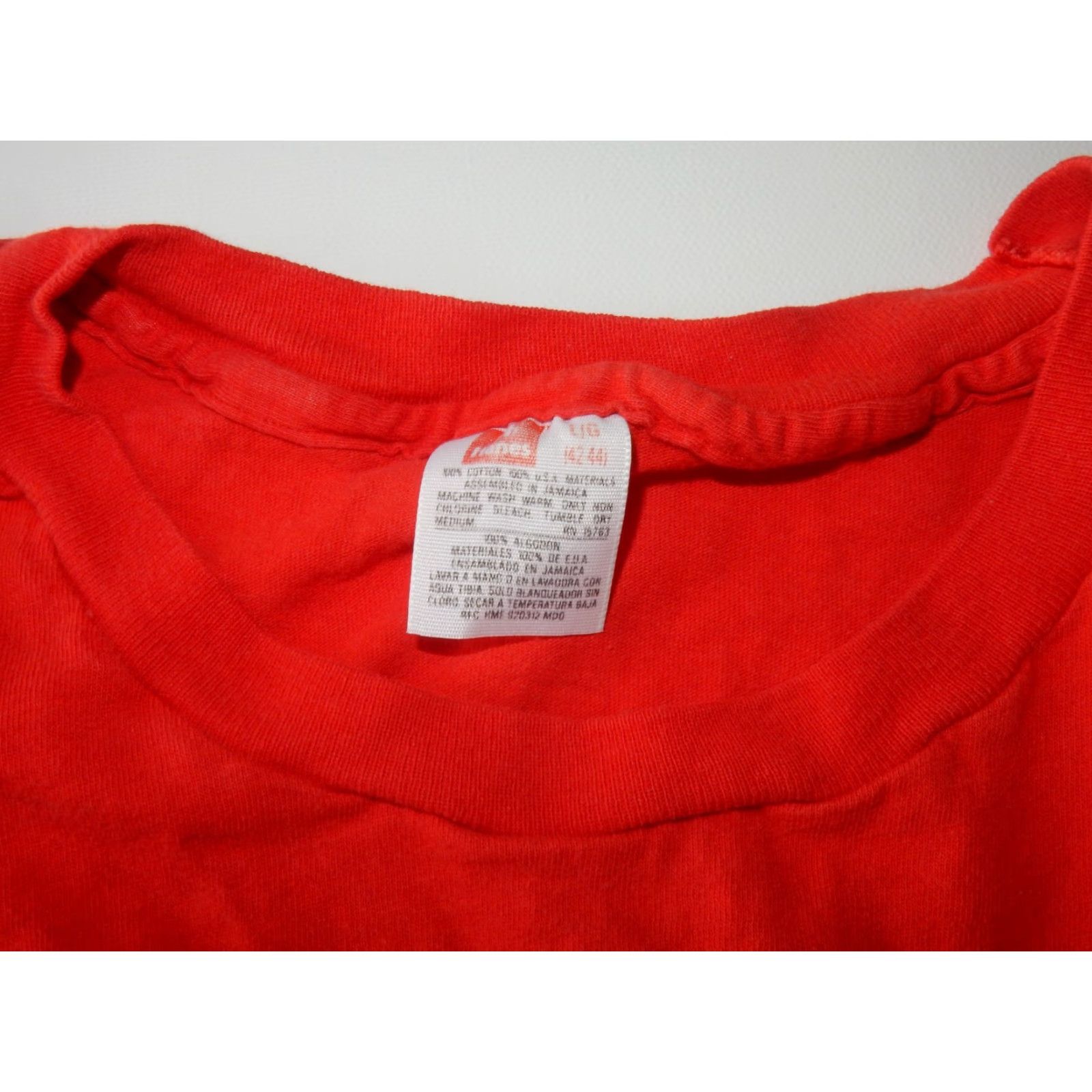 Hanes VTG Hanes Men’s T-Shirt Size L Red Short Sleeve Cotton Pocket? Size US L / EU 52-54 / 3 - 2 Thumbnail