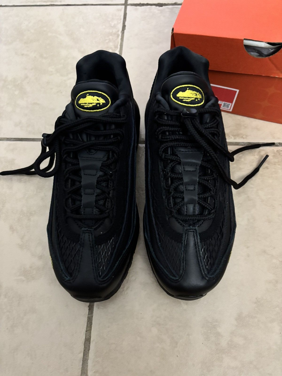 Corteiz × Nike Corteiz 95 honey blacks Size US 6 / EU 39 - 2 Thumbnail