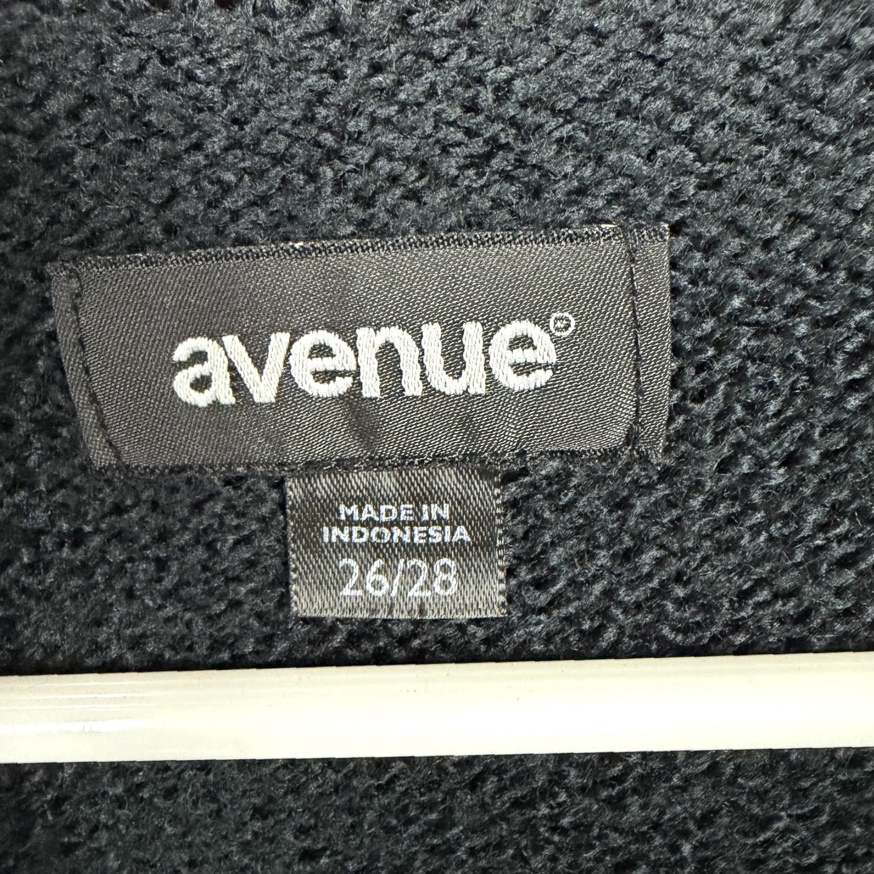 Avenue Avenue Sweater Plus 26/28 Black Henley Knit Gothic Dark Academia Coastal Womens Size 4XL / US 24-26 - 5 Thumbnail