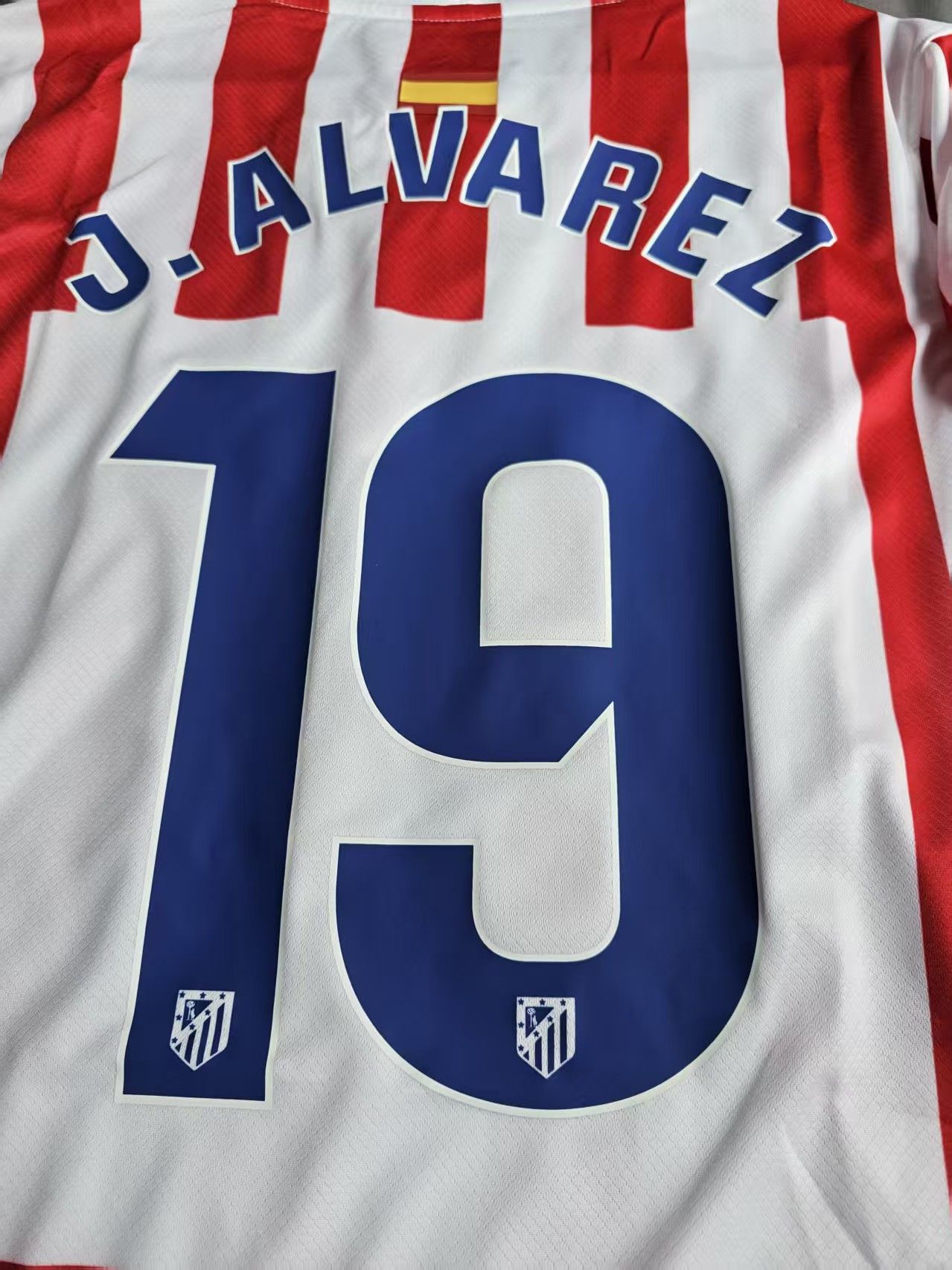 Other Atletico Madrid #19 Julián Álvarez Jersey Home 2026 Size US L / EU 52-54 / 3 - 5 Thumbnail