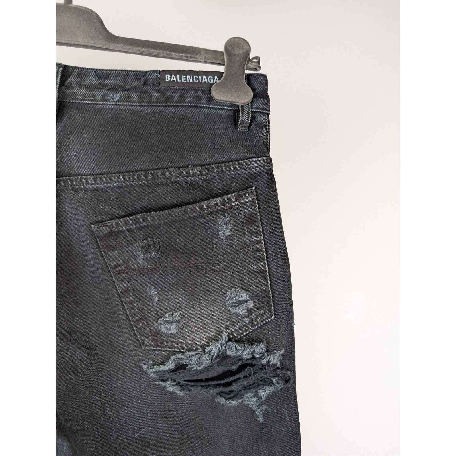 Balenciaga o1rshd1 Organic Japanese Ripped Medium Fit Pant Jean Black Size US 32 / EU 48 - 12 Thumbnail