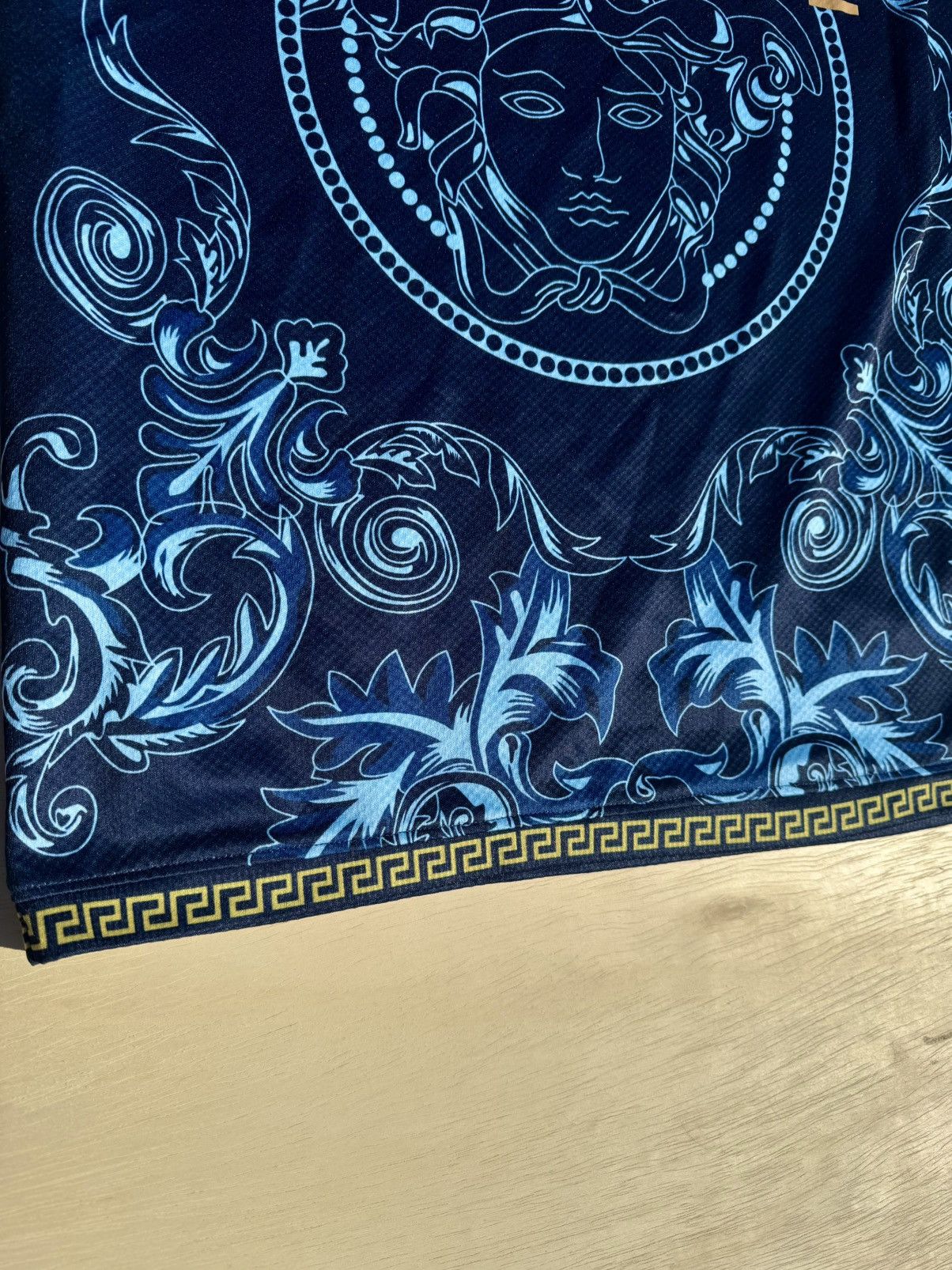 Puma × Versace Puma Versace Italy Concept Soccer Jersey Size US S / EU 44-46 / 1 - 7 Thumbnail