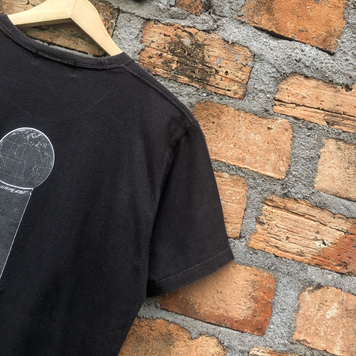 Other OUGHT Daily Fresh Garments Tshirt Size US L / EU 52-54 / 3 - 10 Thumbnail