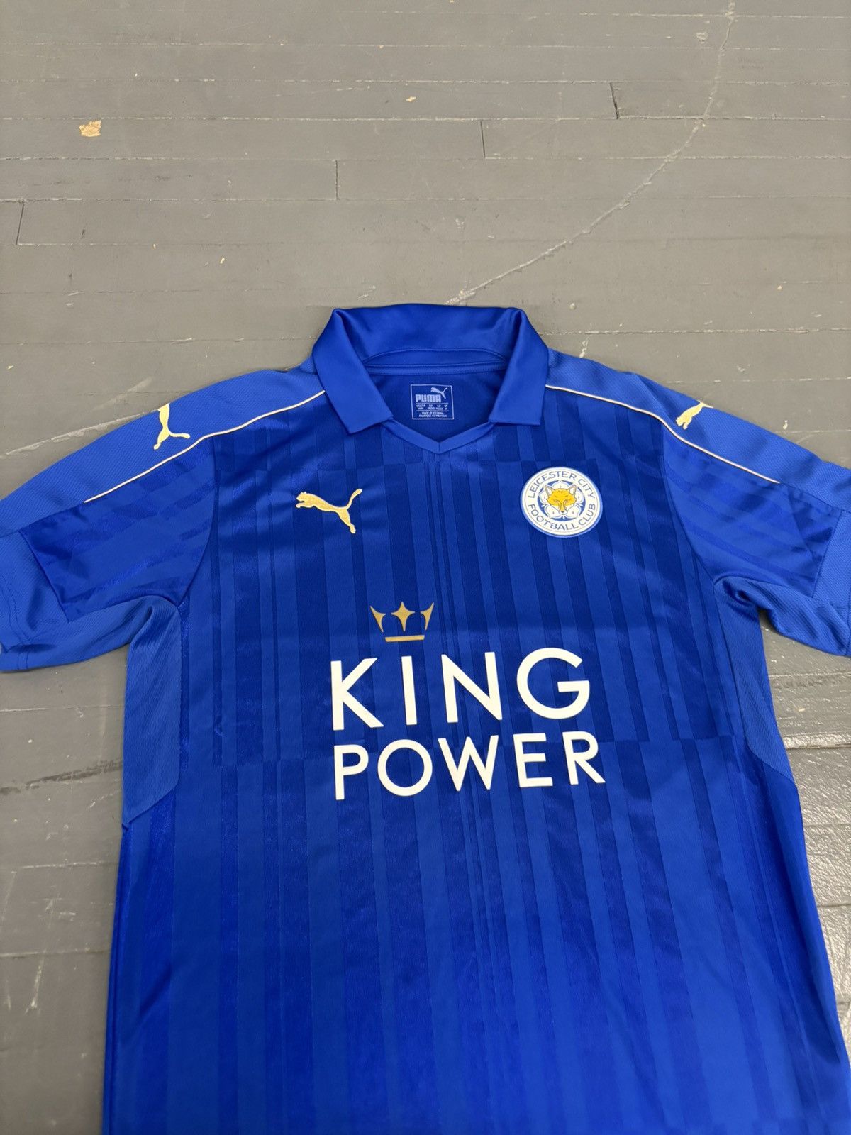 Puma Puma Leicester city soccer jersey Size US M / EU 48-50 / 2 - 6 Thumbnail