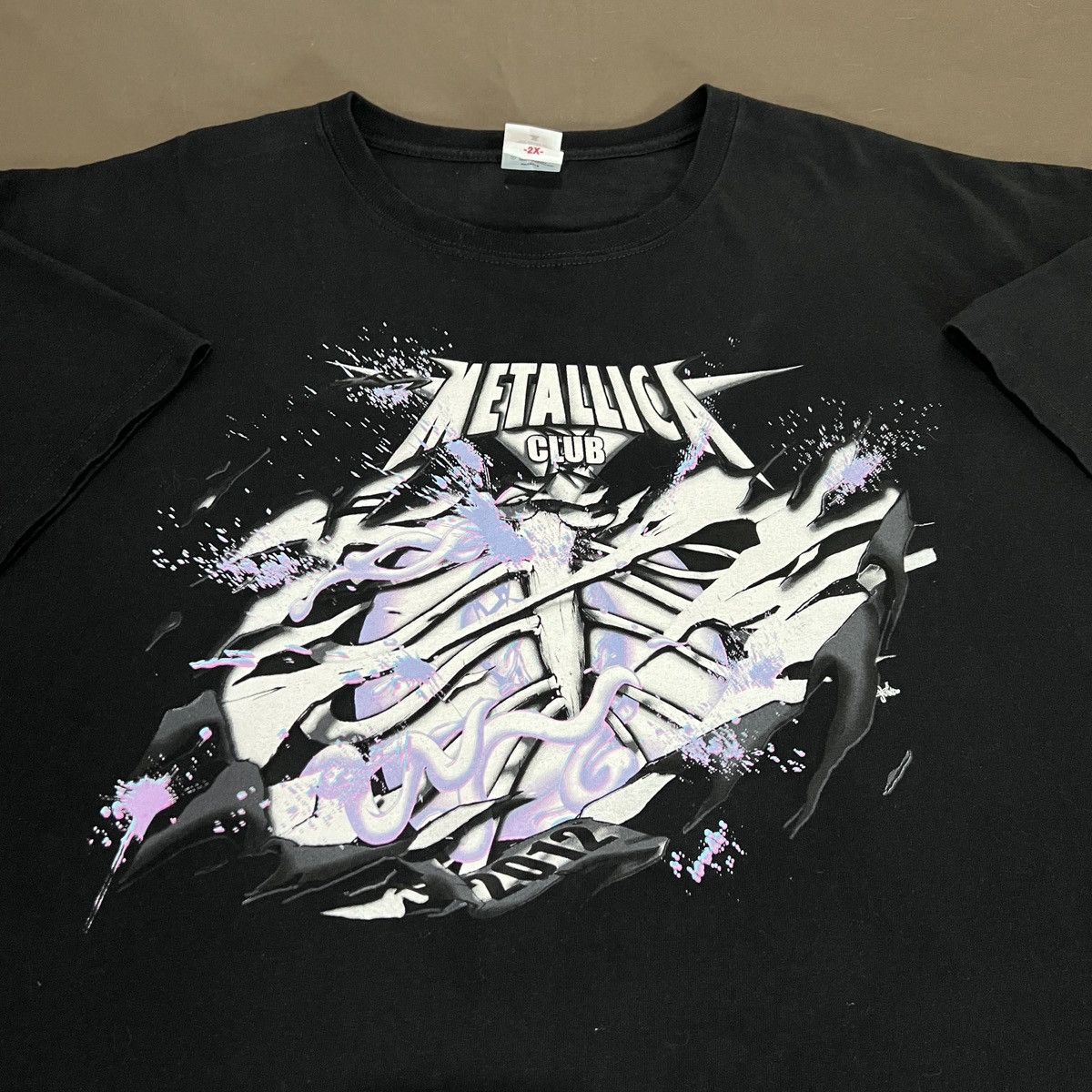 Band Tees × Metallica × Vintage Vintage Y2K Metallica Club Promo Tee 2XL Oversized Graphic Size US XXL / EU 58 / 5 - 1 Thumbnail