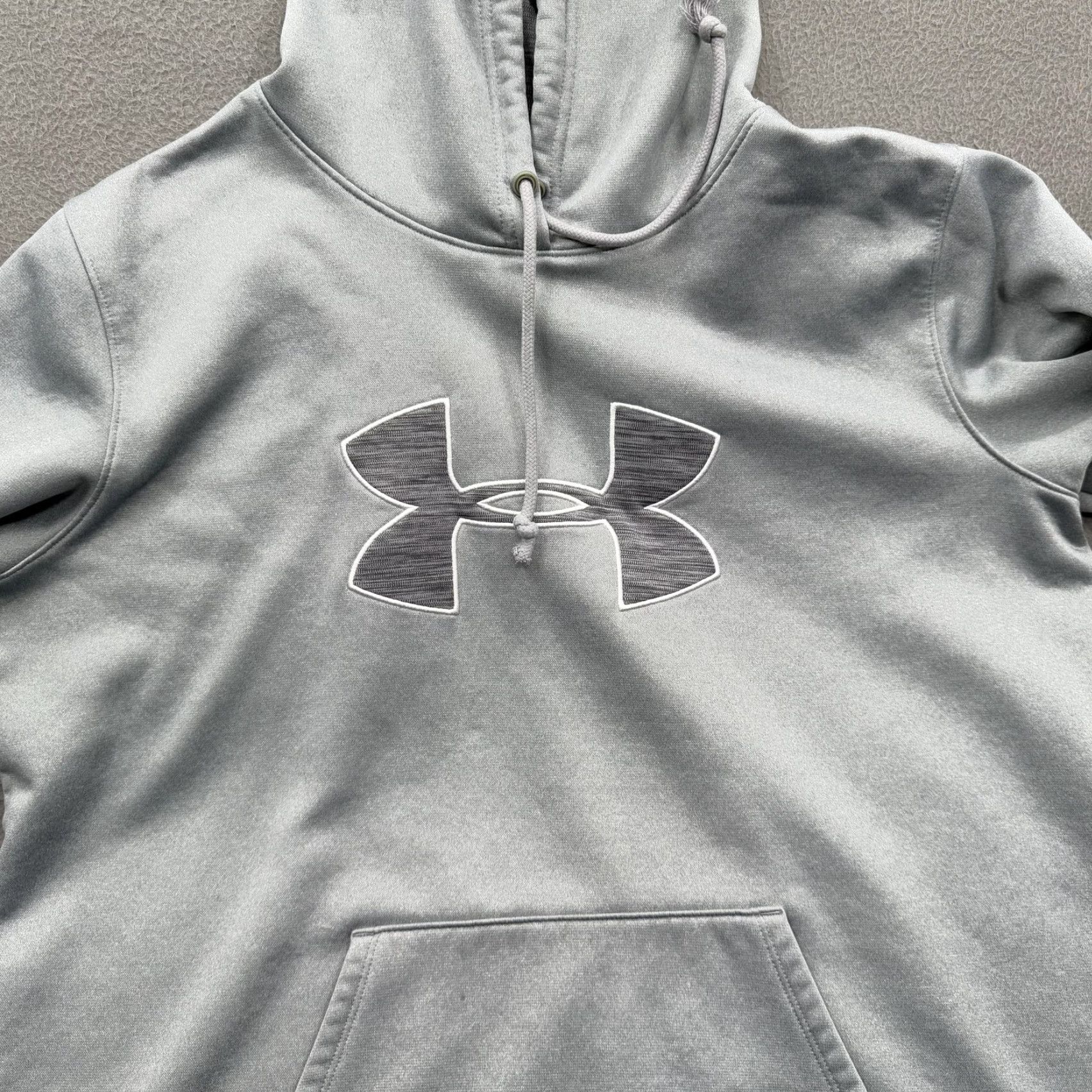 Under Armour VINTAGE Under Armour Hoodie Mens? Womens Large Gray Storm Armour Fleece Big Logo Pullover Size L / US 10 / IT 46 - 7 Thumbnail