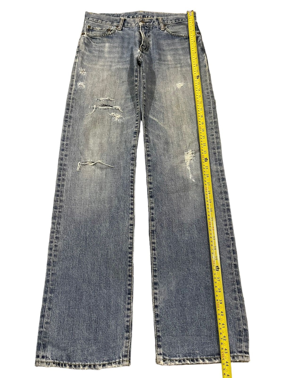 Uniqlo Vintage Japanese Uniqlo Blue Wash Distressed Loose Jeans Size US 32 / EU 48 - 11 Thumbnail