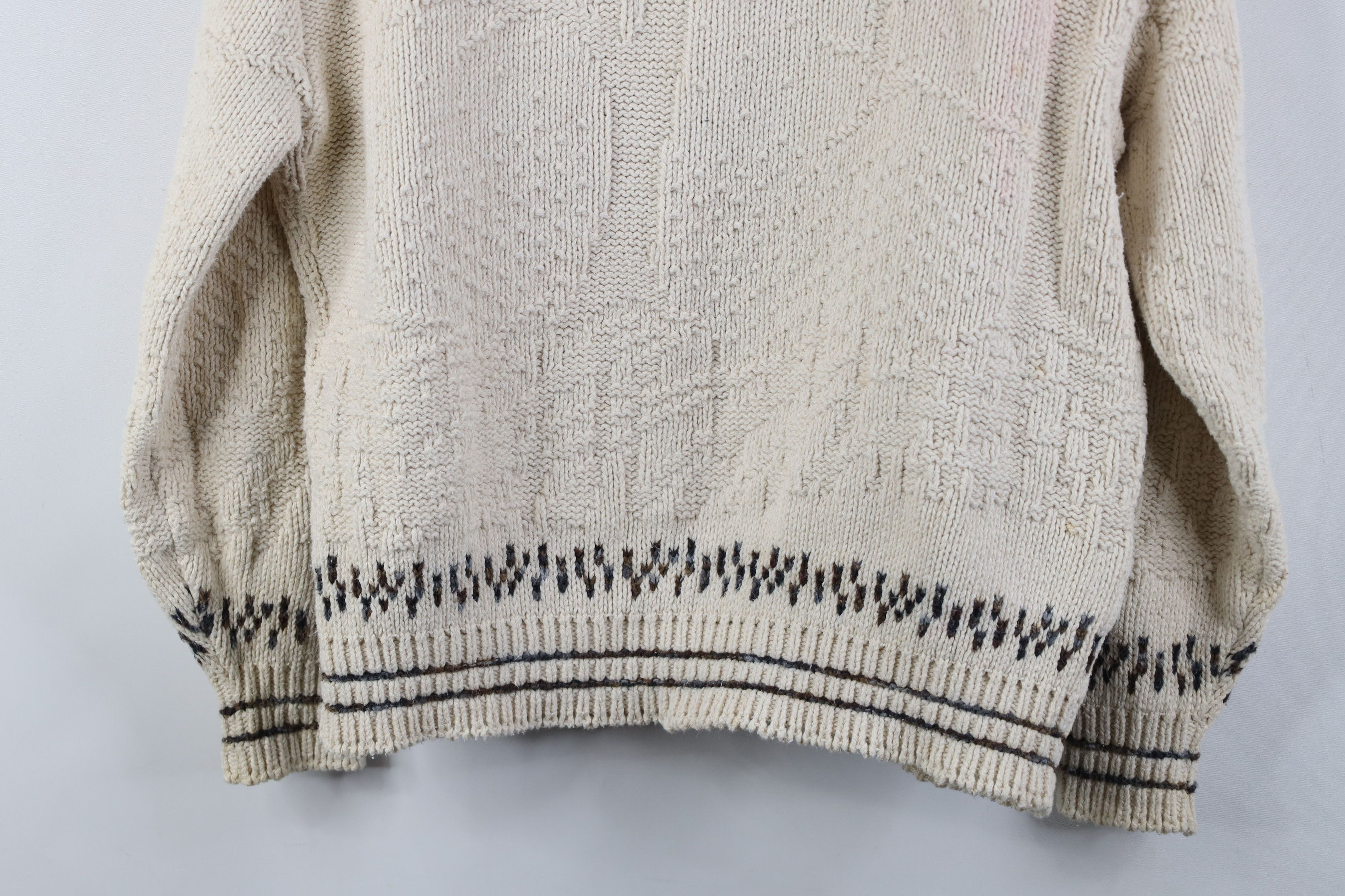 Cabelas Vintage 90s Cabelas Deer Raccoon Knit Sweater Cream USA Size M / US 6-8 / IT 42-44 - 12 Thumbnail