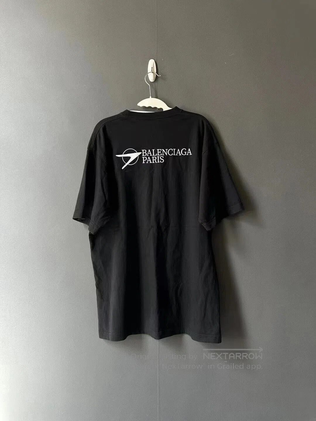 Balenciaga Balenciaga Black Front and Back Arrow Embroidered Short Sl Size XS / US 0-2 / IT 36-38 - 2 Thumbnail