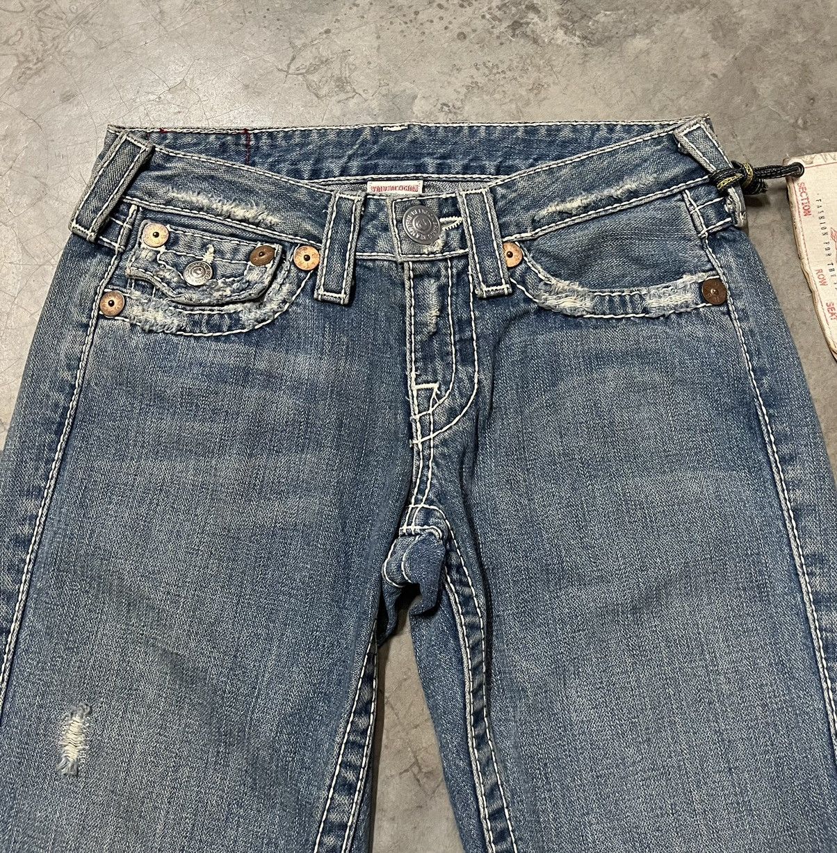True Religion Flare Jeans TRUE RELIGION distressed low rise twist leg Size US 28 / EU 44 - 4 Thumbnail