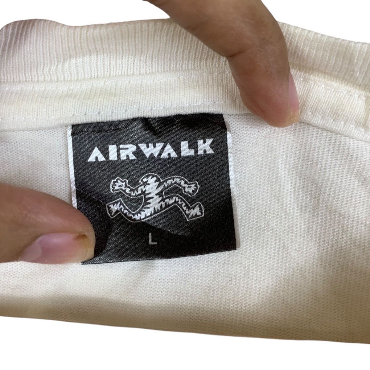 Airwalk Vintage AIRWALK SKATEBOARD THE ORIGINAL Tee Shirt Top Size US L / EU 52-54 / 3 - 5 Thumbnail
