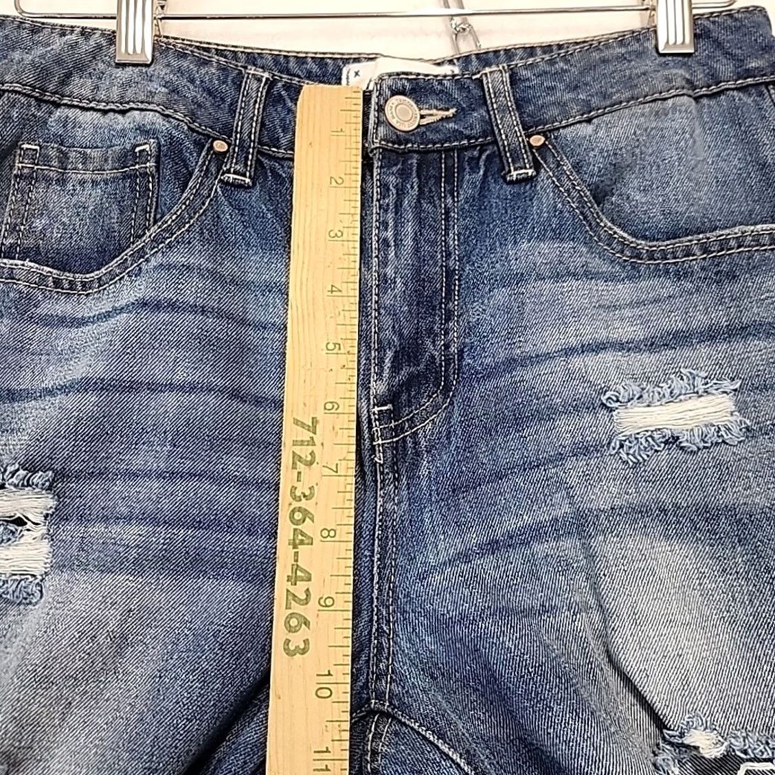 Vintage Tricot Women's Jeans Size SMALL Regular Fit Tapered Denim Blue Distressed W30 Regular Women Jeans Blue Distressed 5-Pocket Modern Classic Vintage: No Size 28" / US 6 / IT 42 - 6 Thumbnail