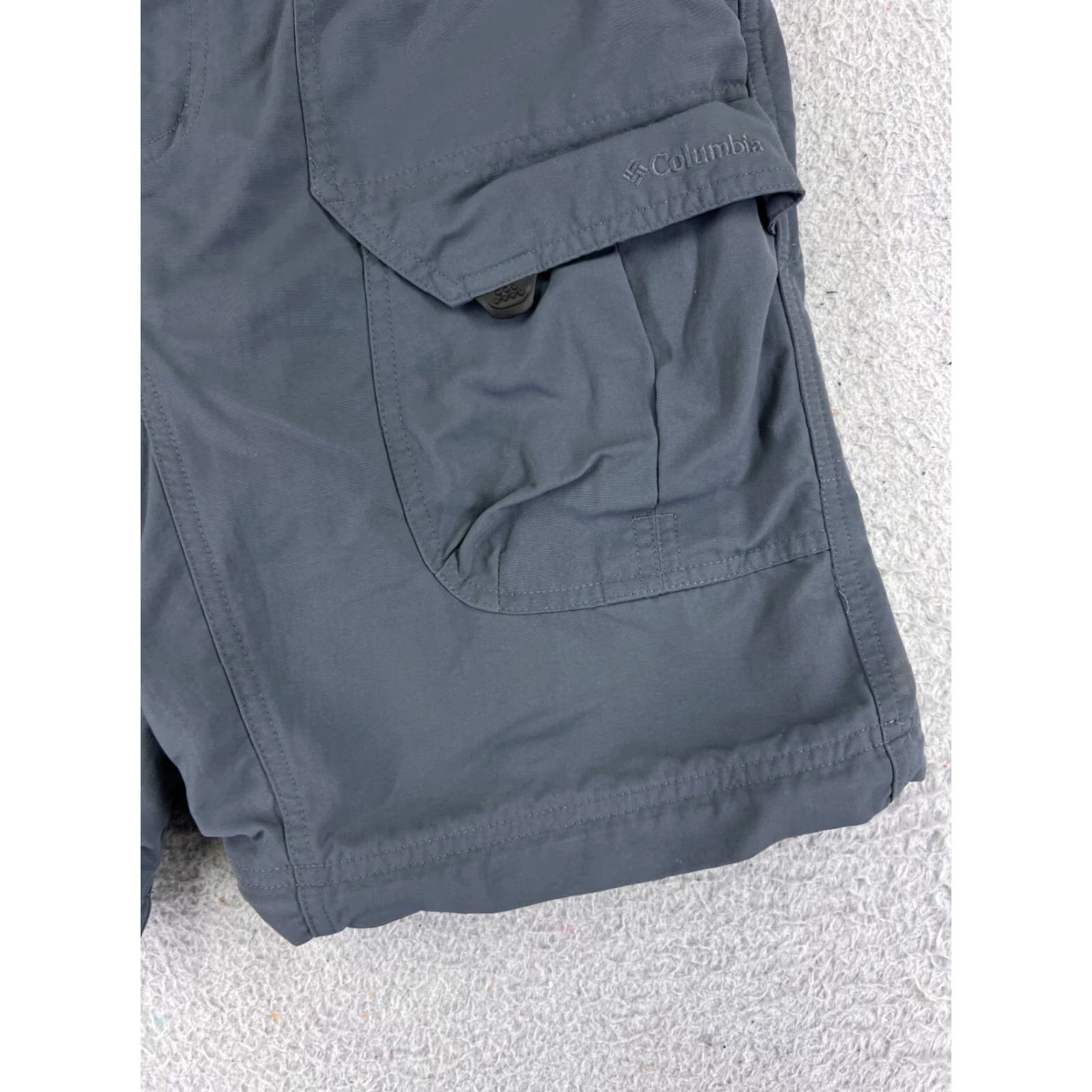 Vintage Columbia Cargo Shorts Men 30 Gray Nylon Zip Pockets Hiking, River, Kayak, Outdoor, 100% Nylon, Cargo, Regular Fit, Spring Summer Fall Winter, Gray Size US 30 / EU 46 - 4 Thumbnail