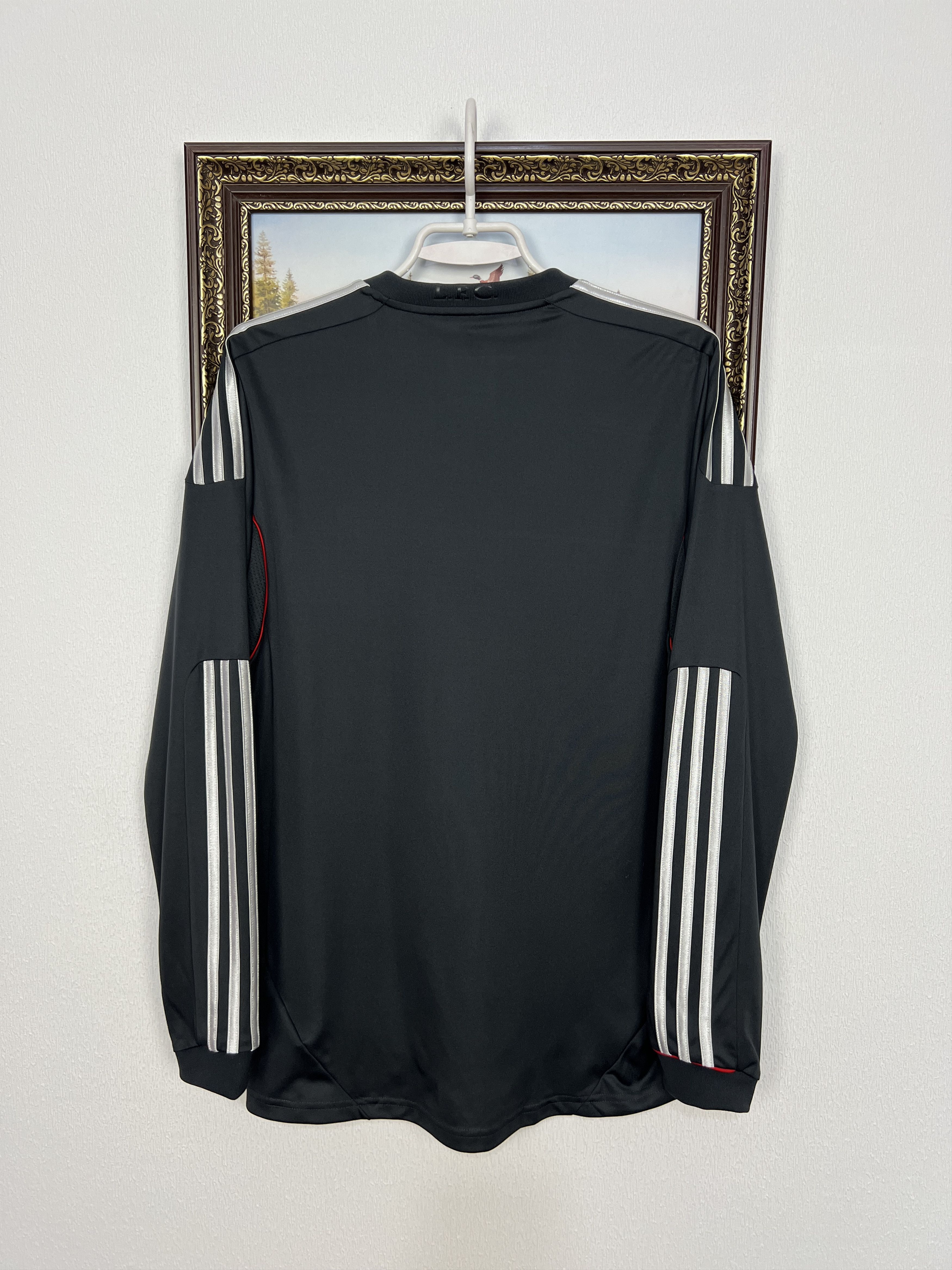 Adidas Liverpool Away football shirt 2011 Soccer Adidas Long Sleeve Size US S / EU 44-46 / 1 - 14 Thumbnail