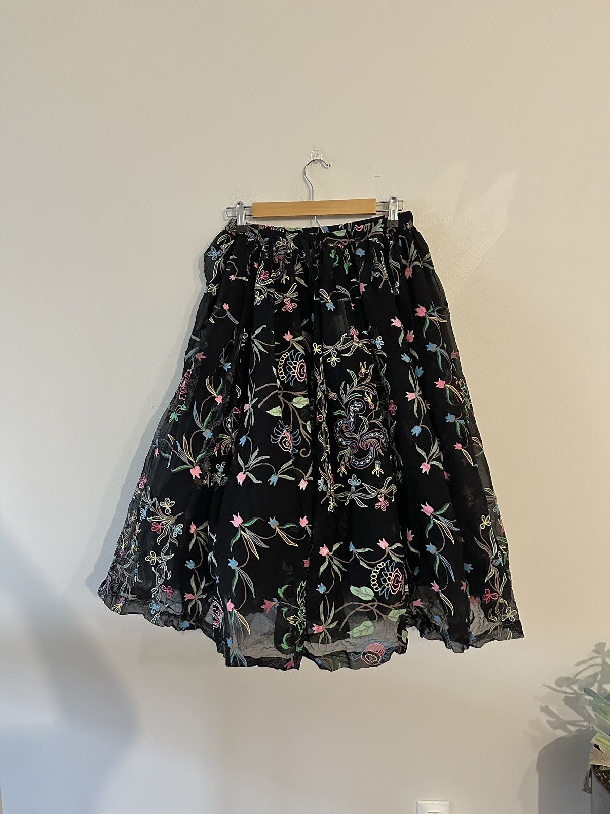 Comme des Garcons NEW Tao Comme Des Garçons Cupro Chiffon Floral Black Skirt Size 27" / US 4 / IT 40 - 2 Thumbnail