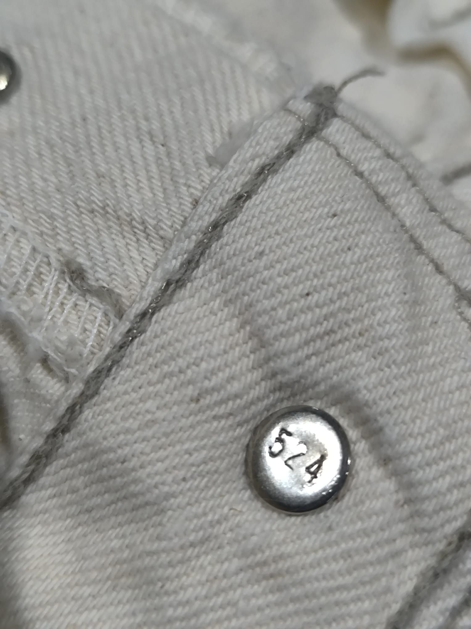 Levi's Vintage Clothing Vintage Levis Made in Usa 90s 501 Unhemmed 33x30 Size US 33 - 6 Thumbnail