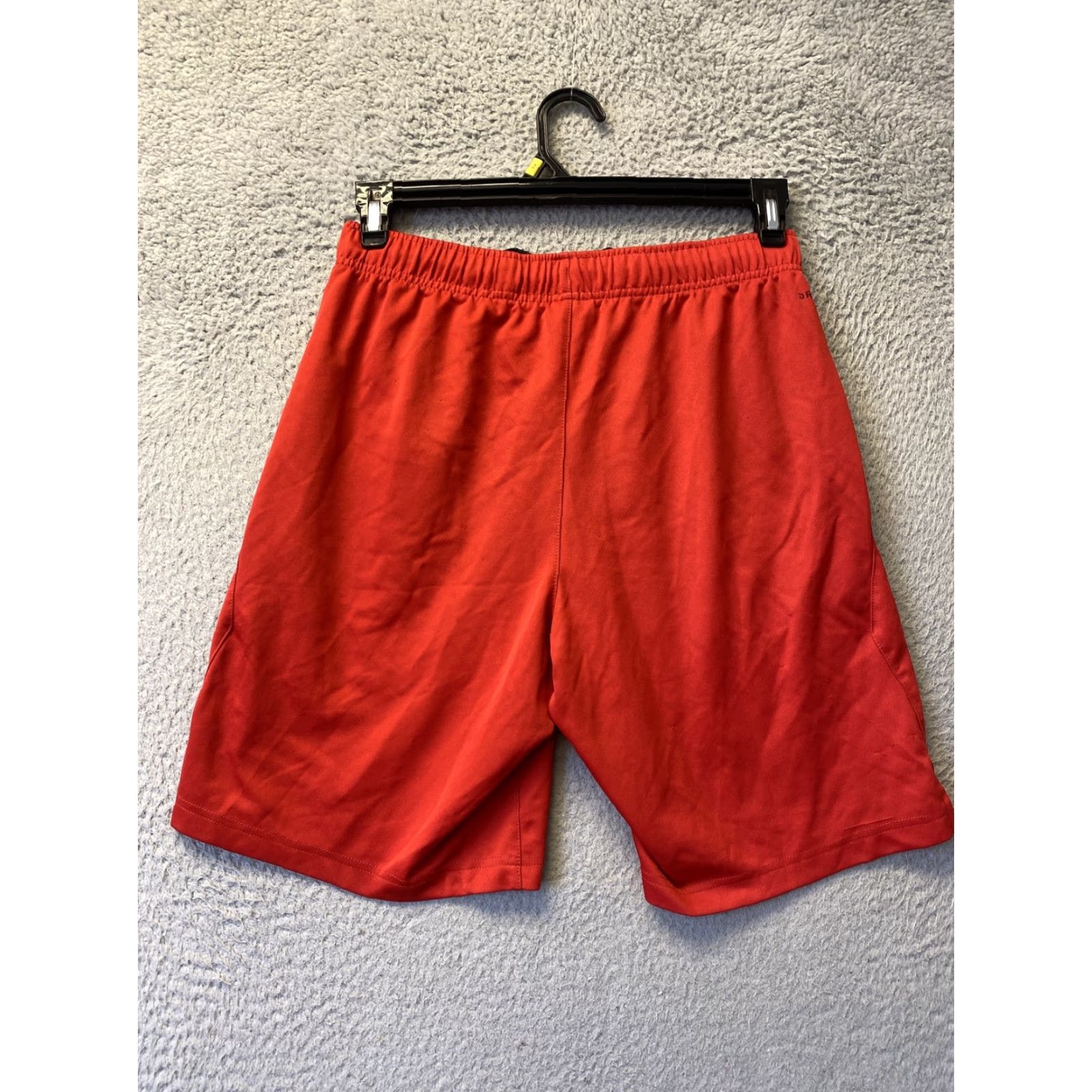 Nike Nike Athletic Shorts Mens M Red Black Pockets Training 55-39 Size US 31 - 7 Thumbnail