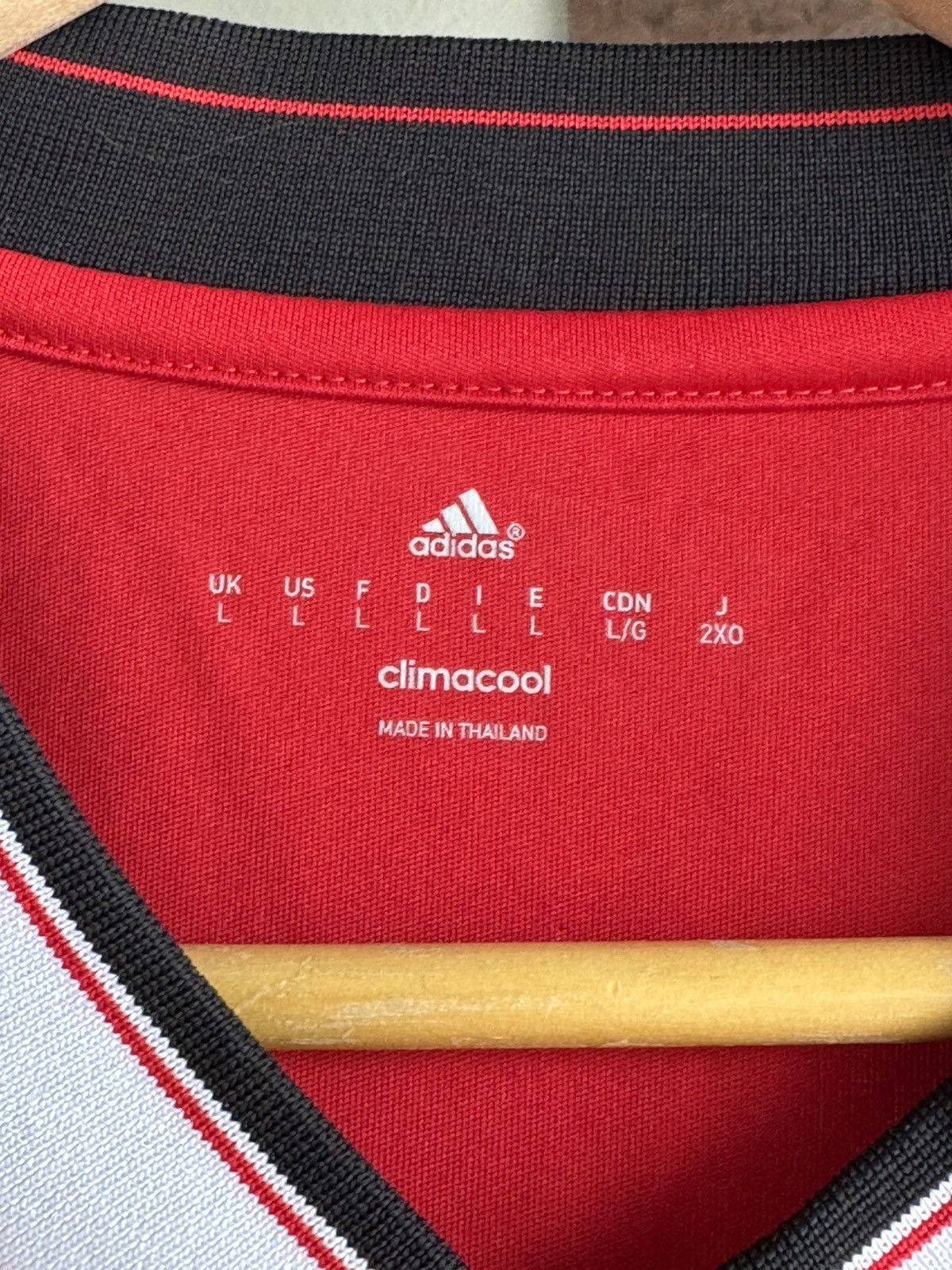Adidas NEW Adidas Manchester United Home Jersey 2015/2016 Size US L / EU 52-54 / 3 - 9 Thumbnail