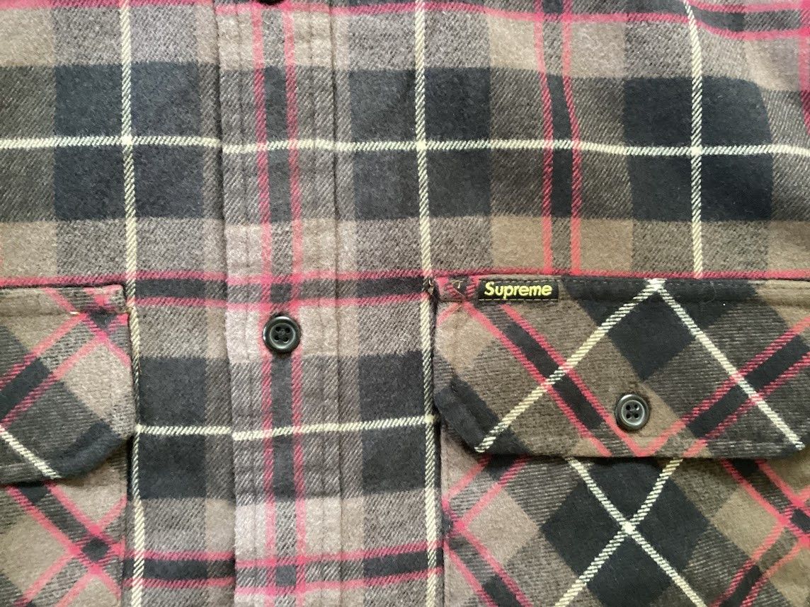 Supreme (L)Supreme Quilted Plaid Shirt Grey 24FW Size US L / EU 52-54 / 3 - 3 Thumbnail