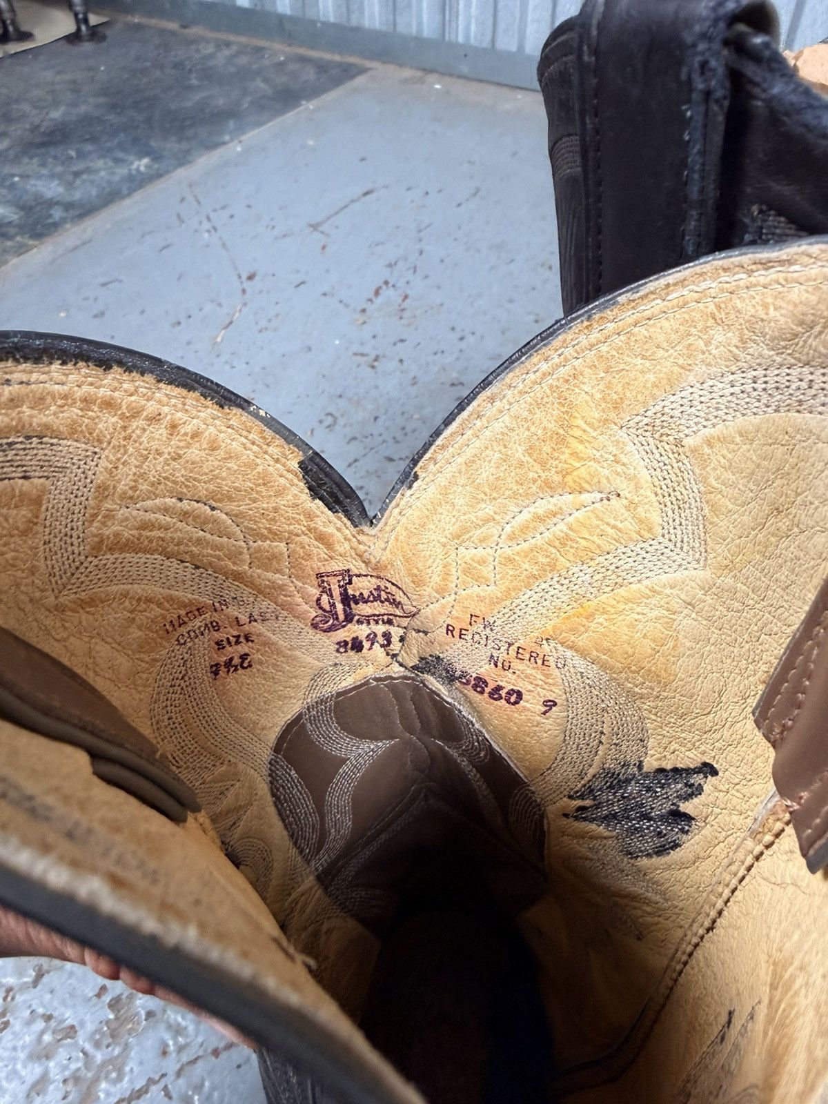 Justin Boots 80s Vintage Justin Black Teju Lizard Skin Usa Cowboy Boots Size US 9.5 / EU 42-43 - 2 Thumbnail