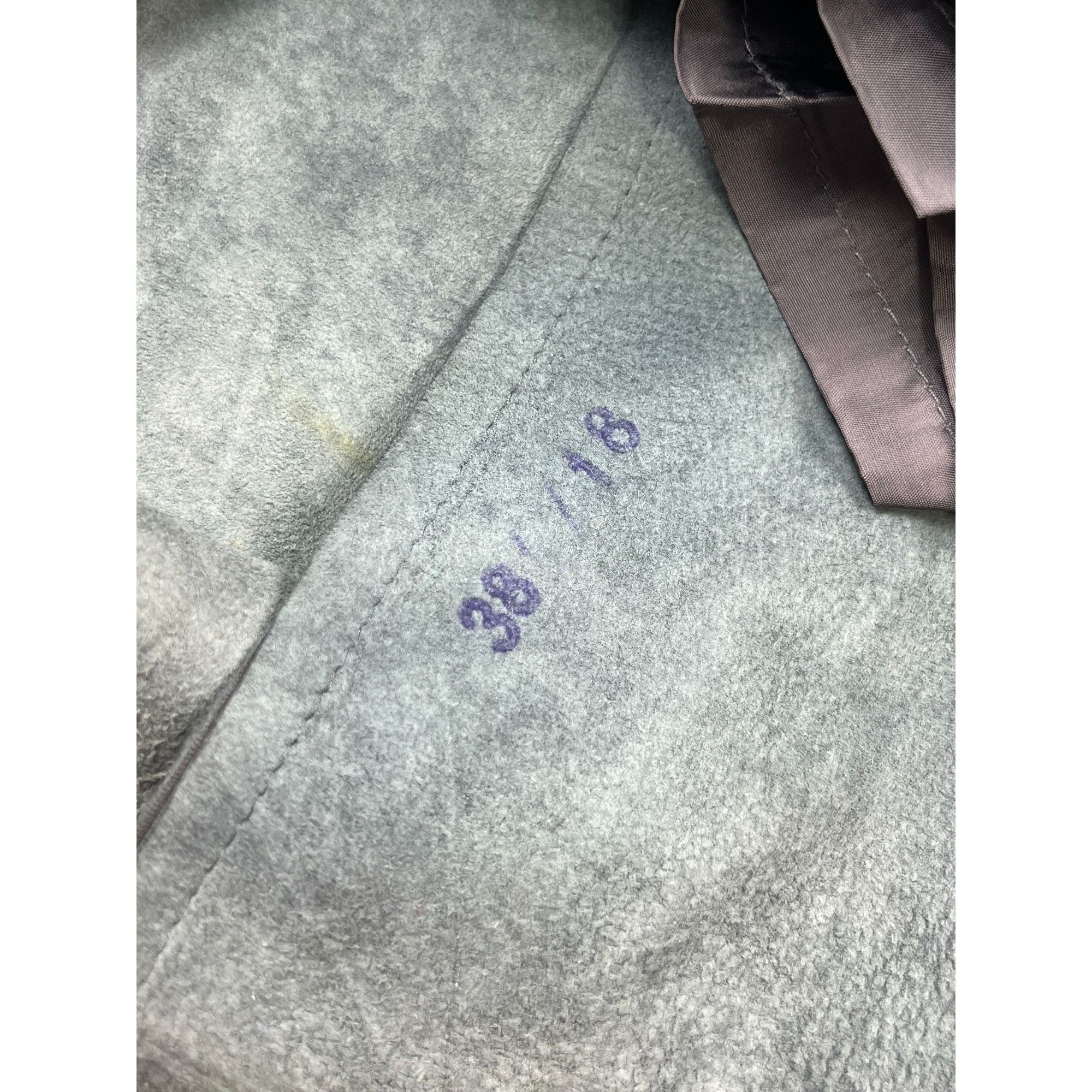 Yves Saint Laurent Yves Saint Laurent Vintage leather Skirt (Y0994) Size 28" / US 6 / IT 42 - 7 Thumbnail