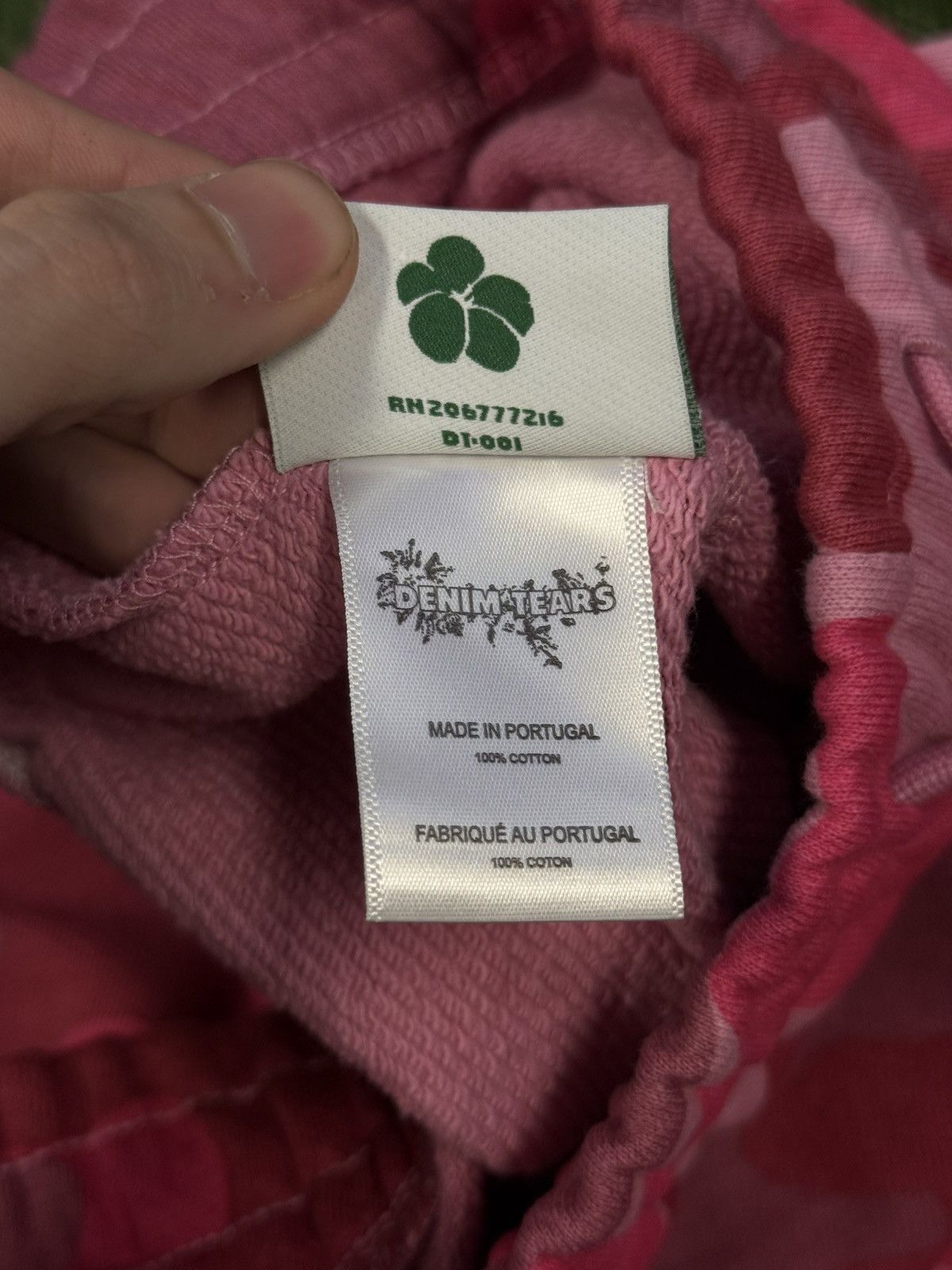 DENIM TEARS Denim Tears Cotton Wreath Pink Camo Sweatpants XXL (NEW) Size US 36 / EU 52 - 13 Thumbnail